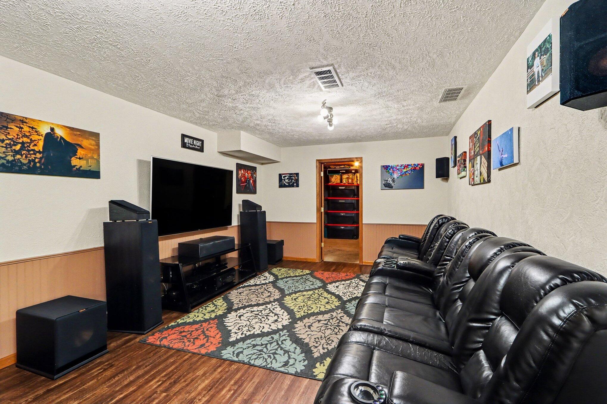 2828 W F Avenue Property Photo 22