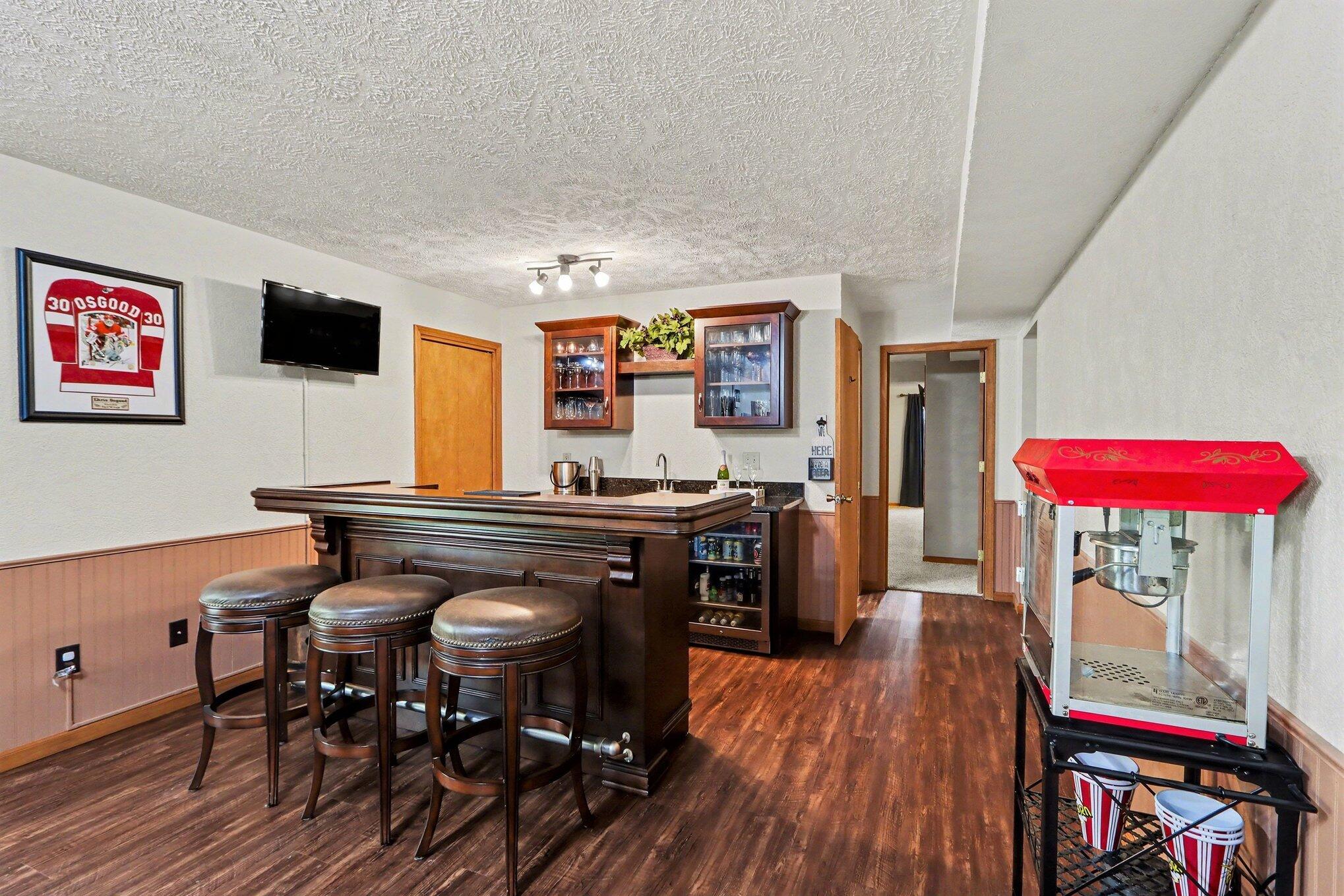 2828 W F Avenue Property Photo 23