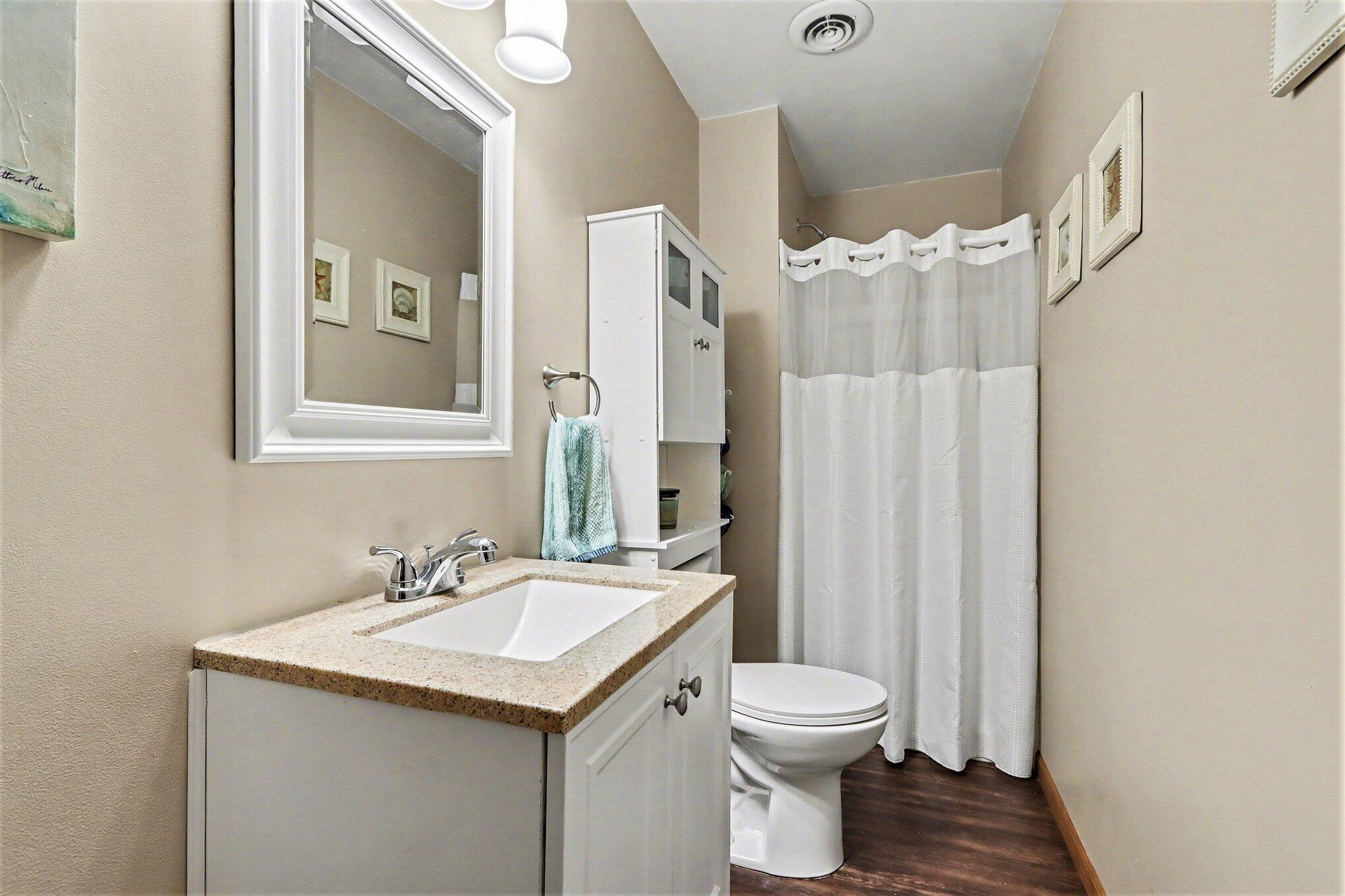 2828 W F Avenue Property Photo 30