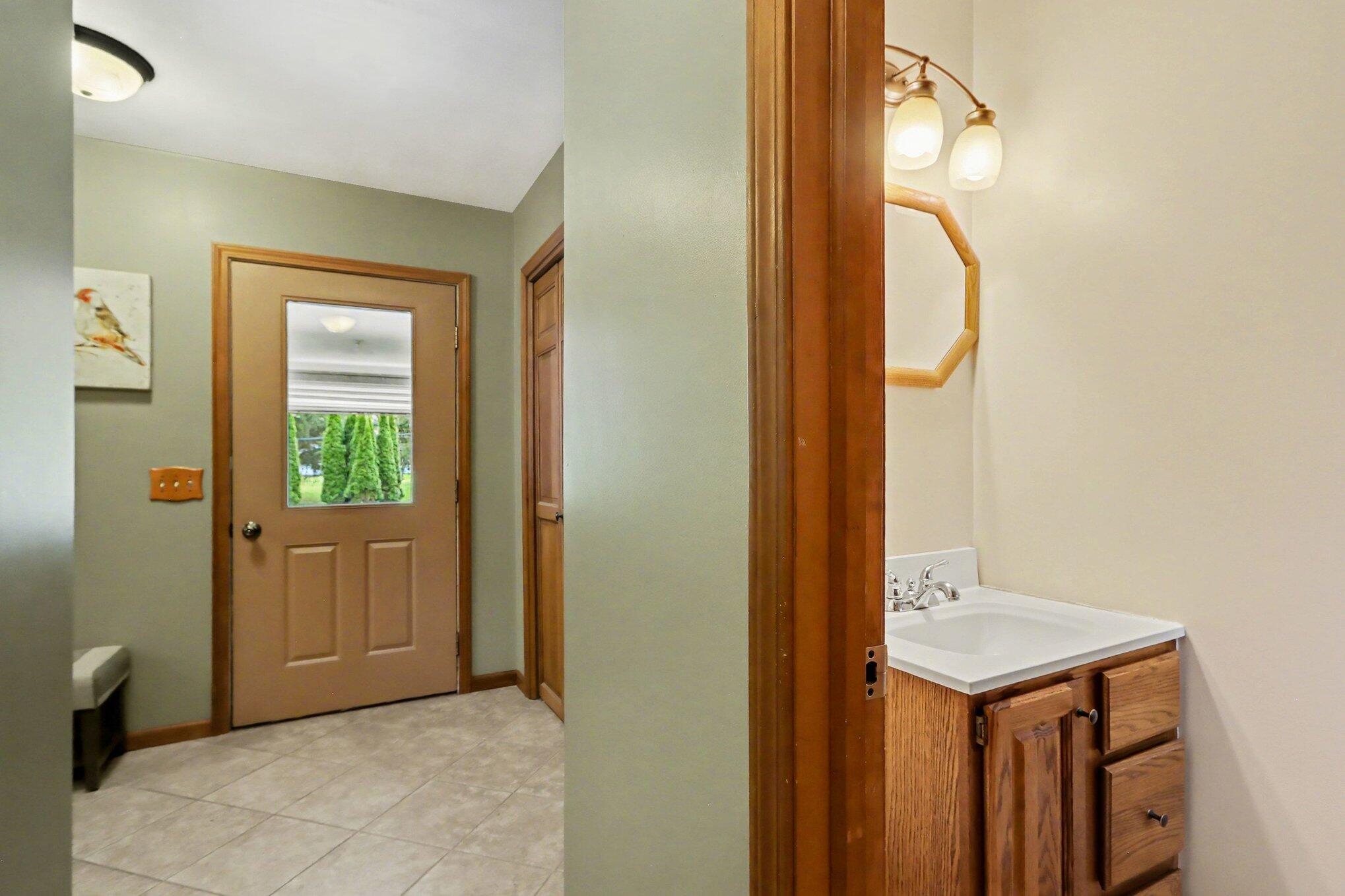 2828 W F Avenue Property Photo 47