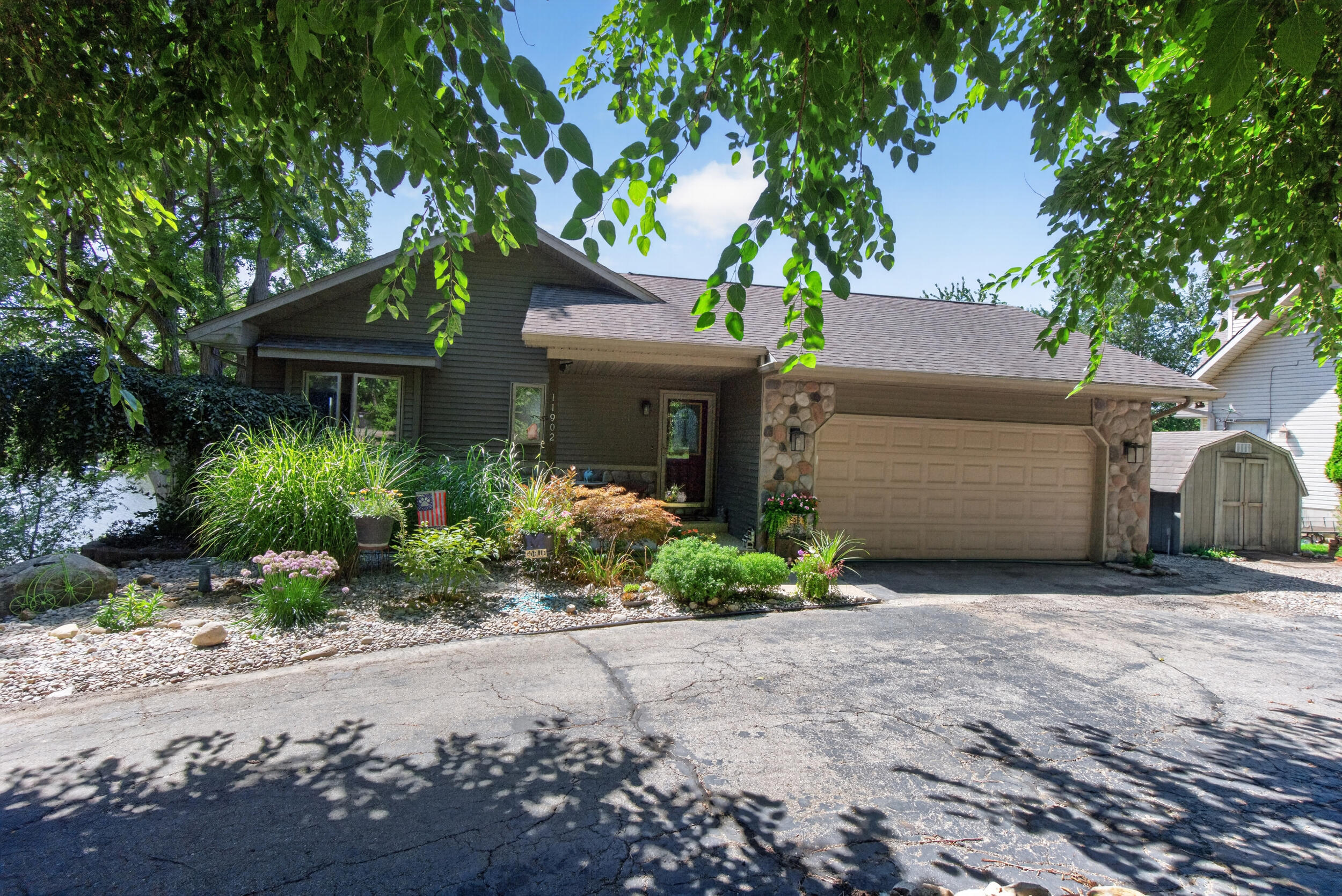 11902 N Waldron Road Property Photo 7