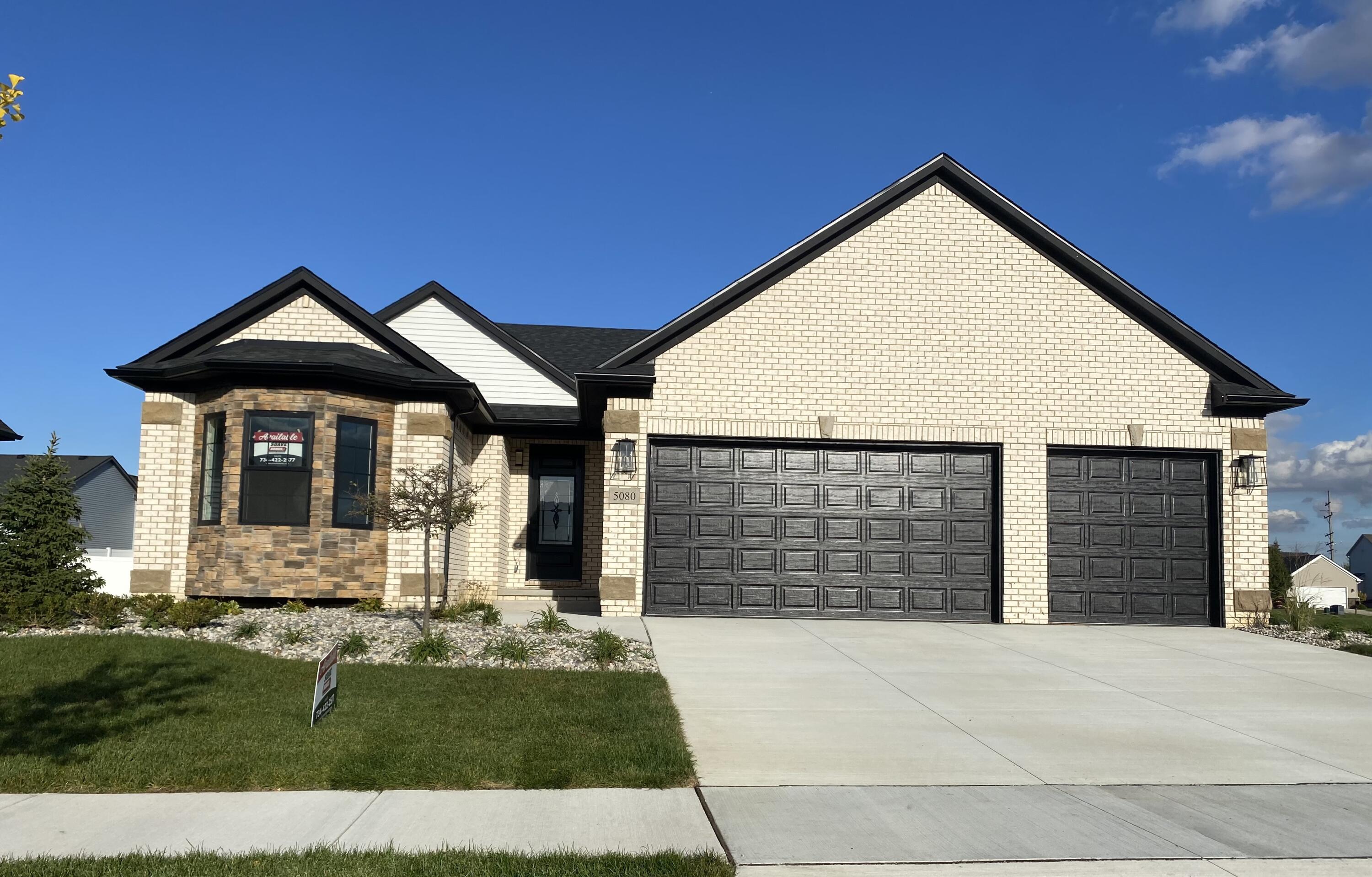 473 Corinth Circle Property Photo 1