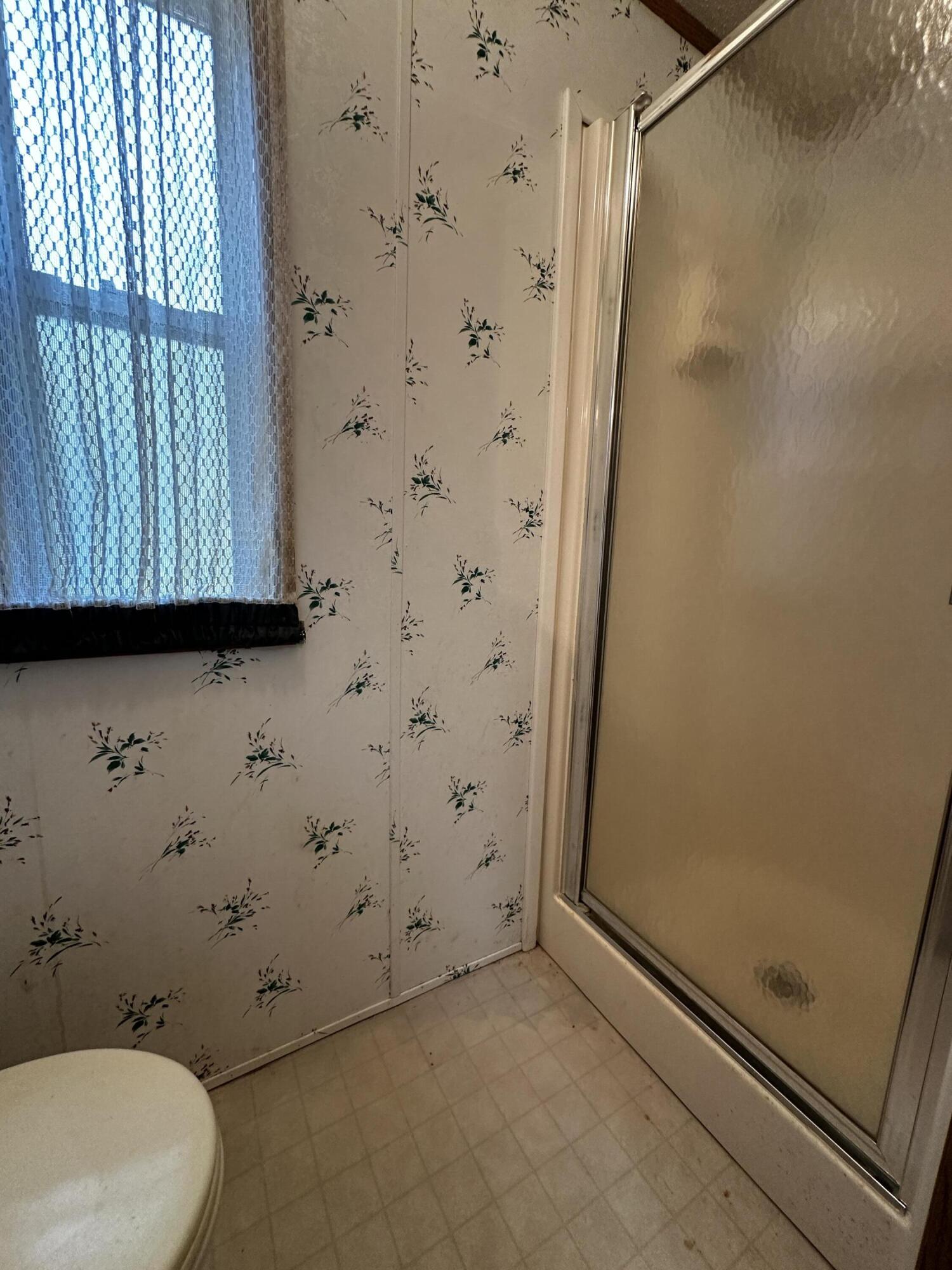 1627 W Delong Drive Property Photo 14