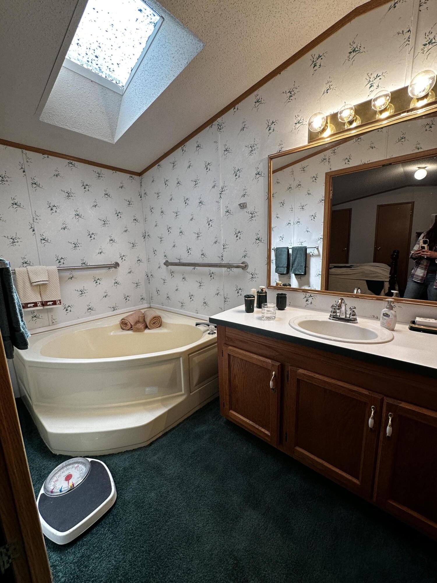 1627 W Delong Drive Property Photo 17