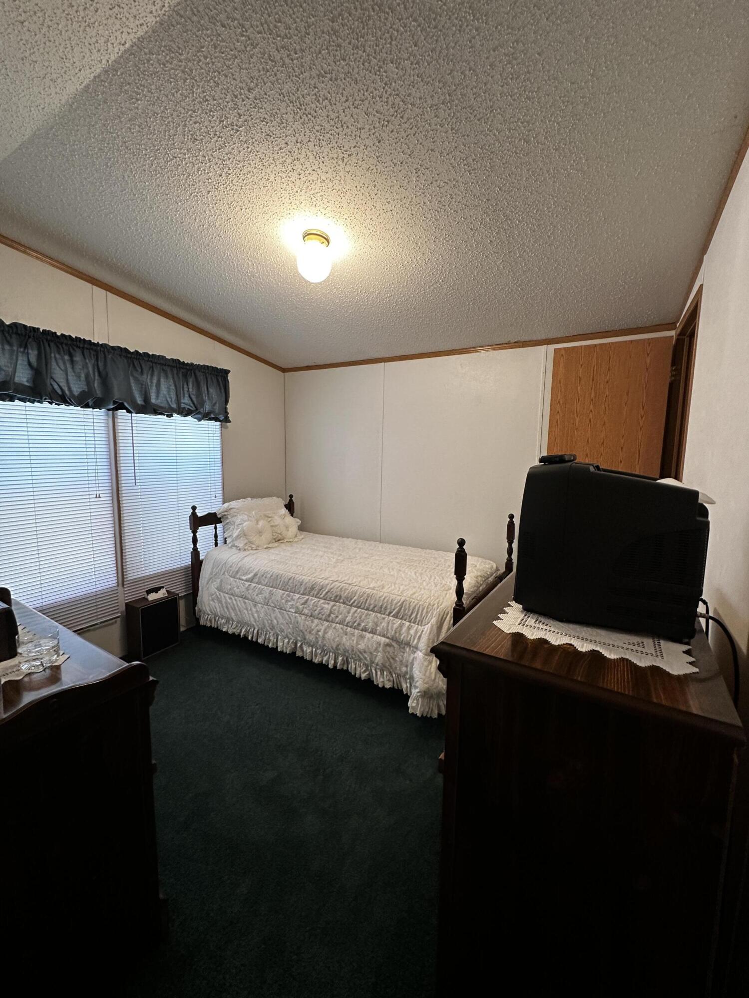 1627 W Delong Drive Property Photo 21