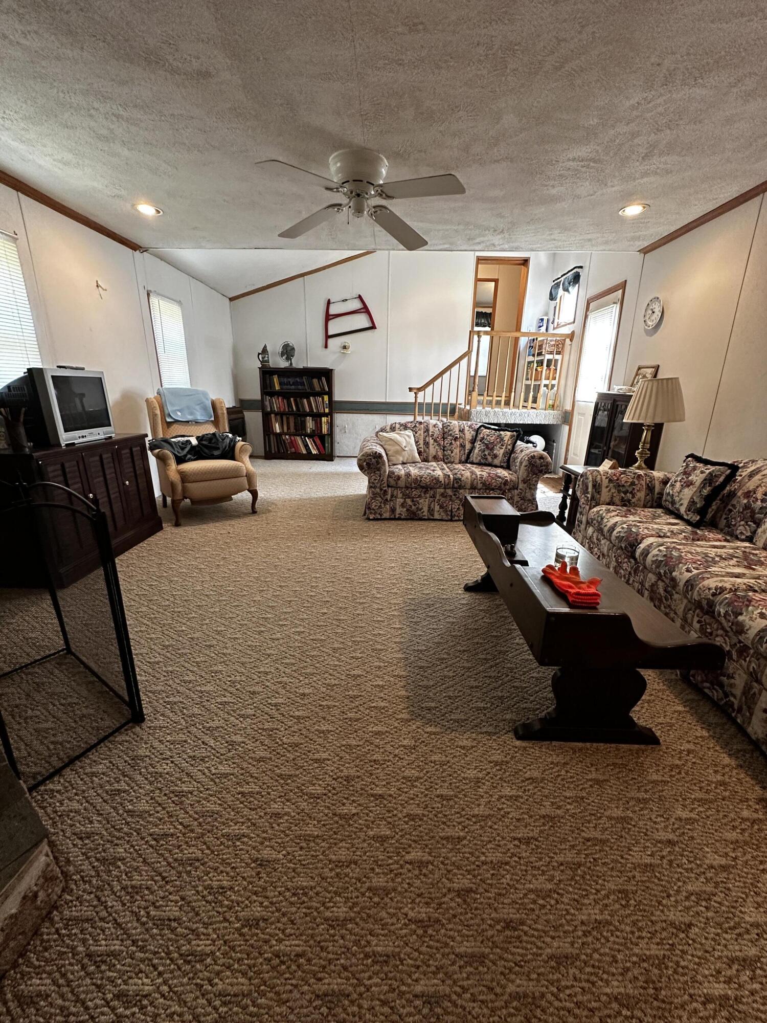 1627 W Delong Drive Property Photo 26