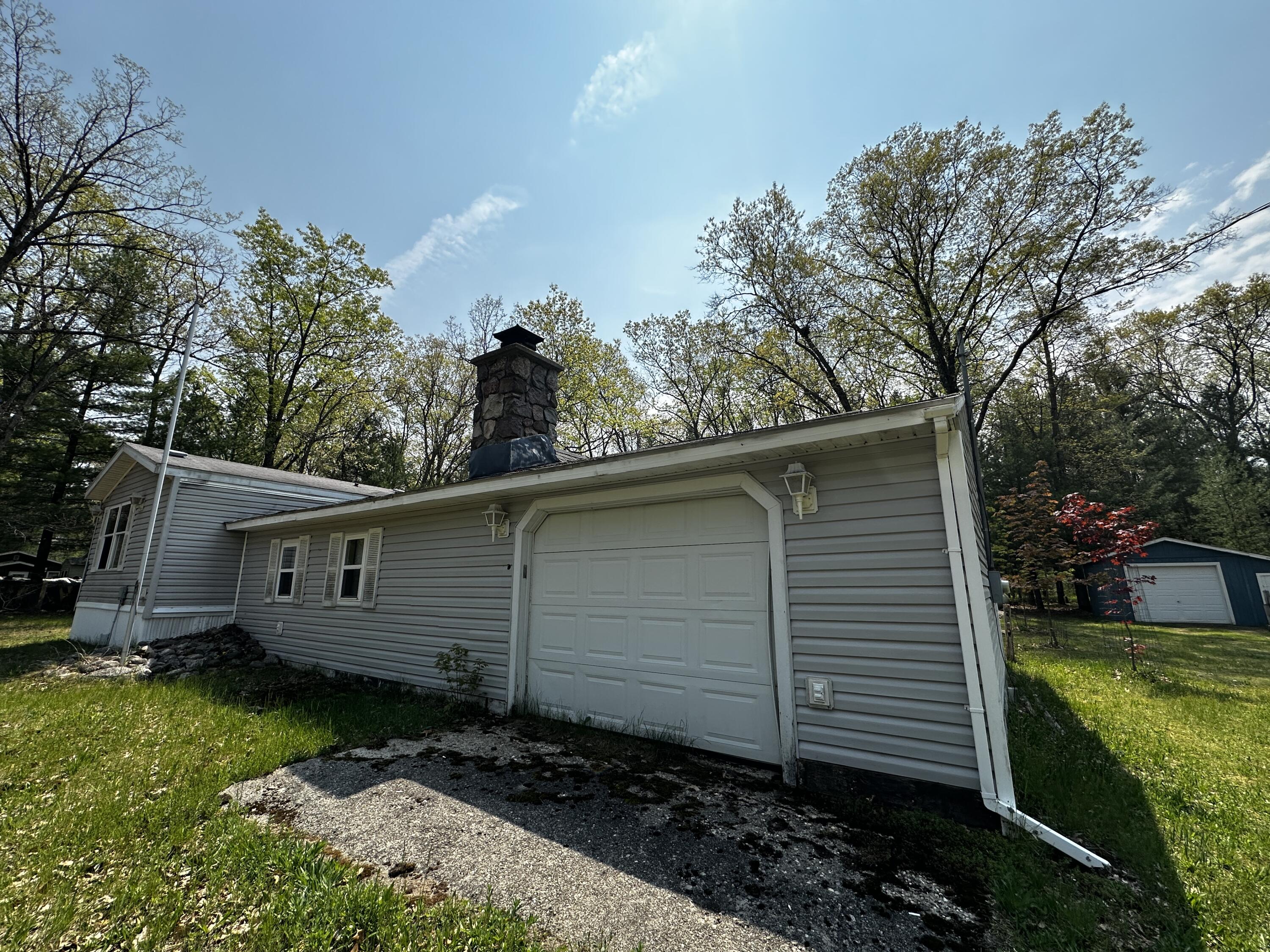 1627 W Delong Drive Property Photo 43