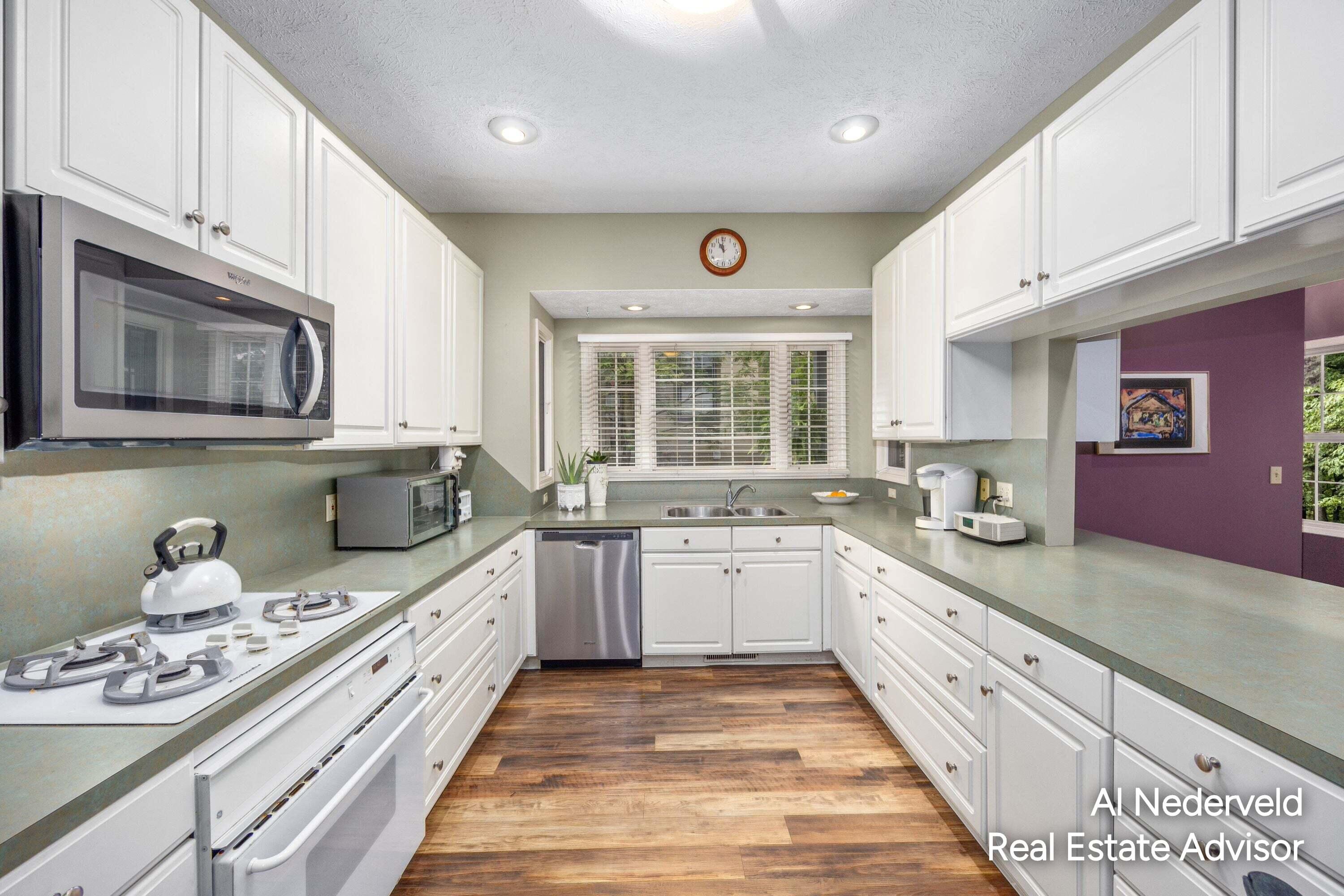 2126 S Cross Creek Drive Se Property Photo 16