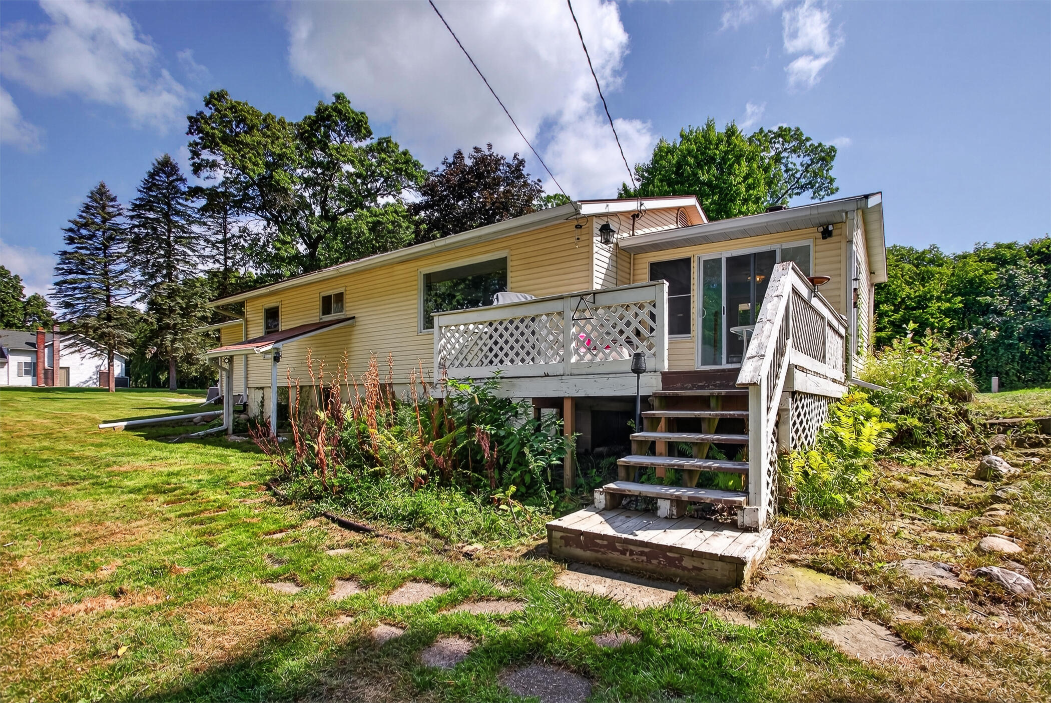 5182 Marsh Road Property Photo 5