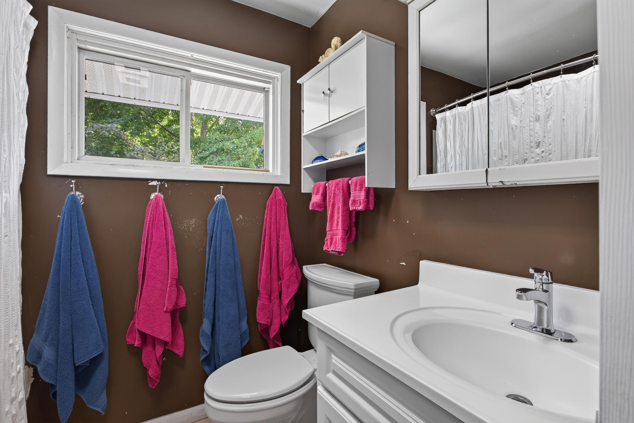 5182 Marsh Road Property Photo 15