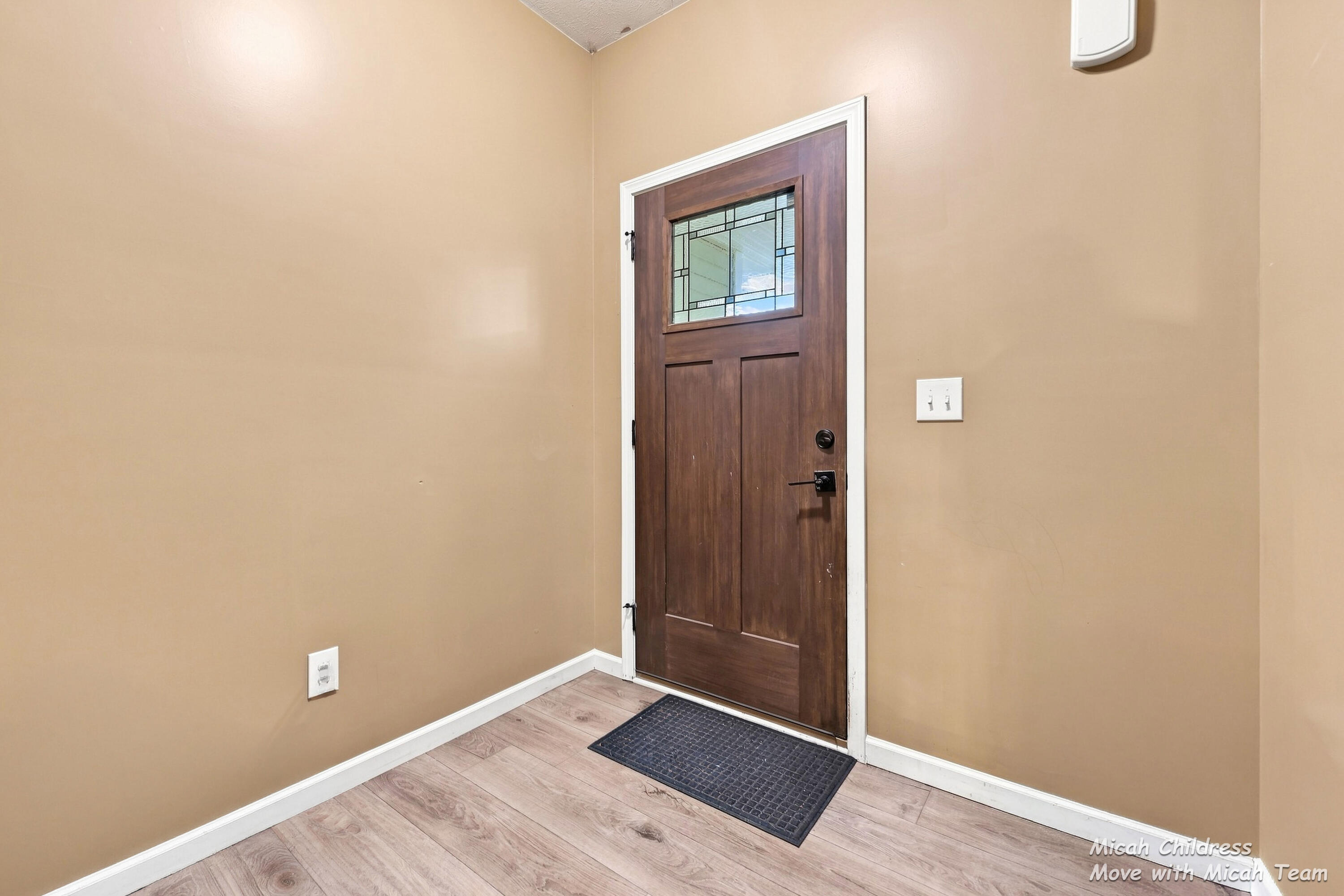 3813 Ryan Woods Circle Property Photo 10