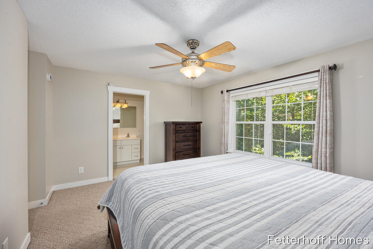 6615 Beech Creek Drive Property Photo 22