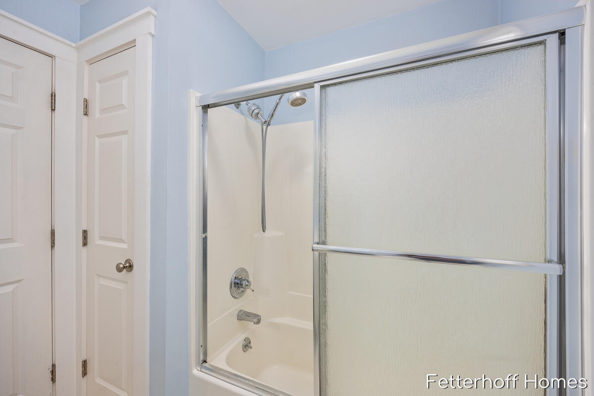 6615 Beech Creek Drive Property Photo 28
