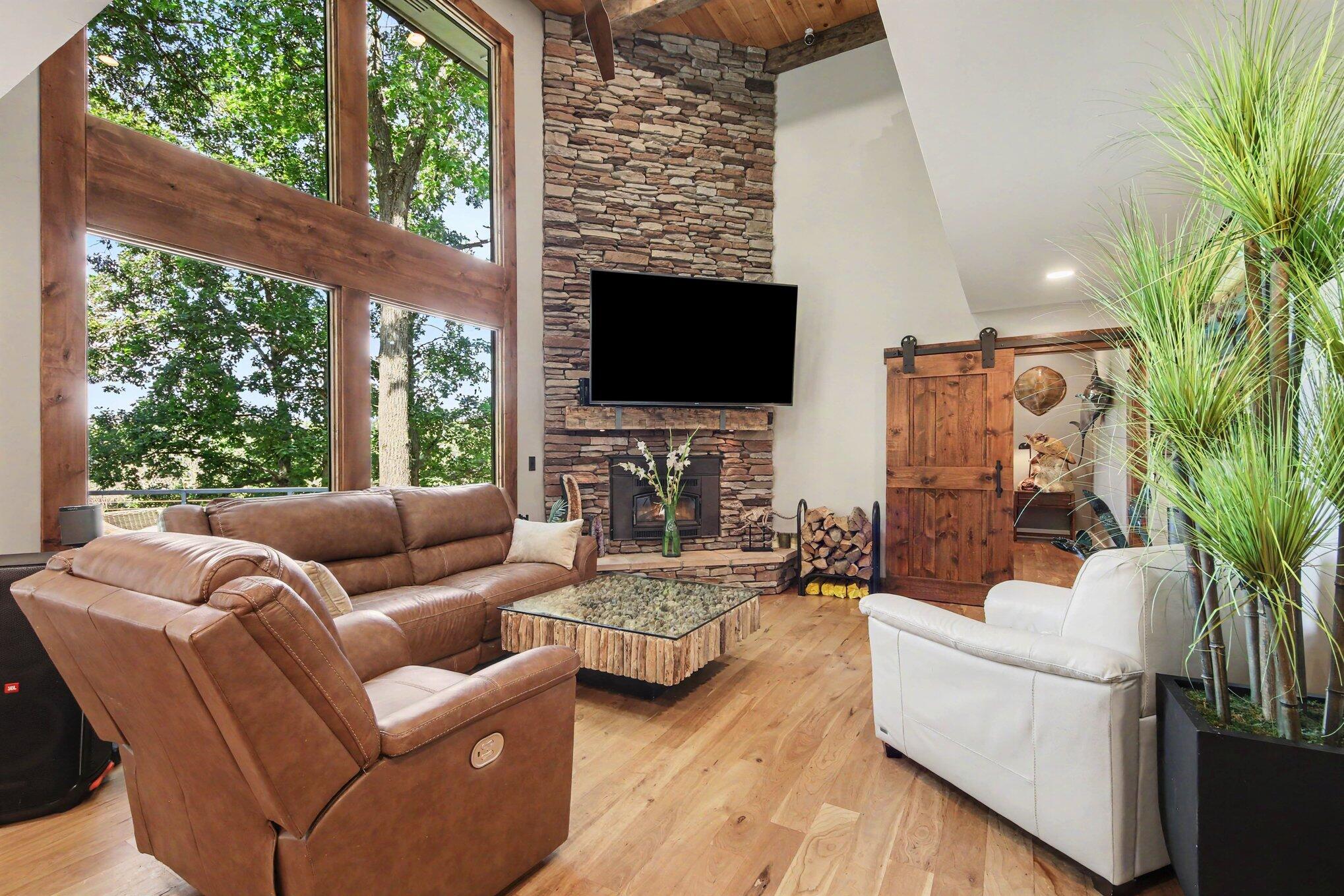 7373 Thornapple Dales Drive Se Property Photo 9