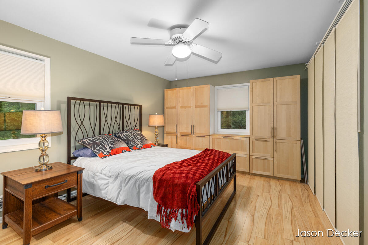 6181 10 Mile Road Ne Property Photo 16