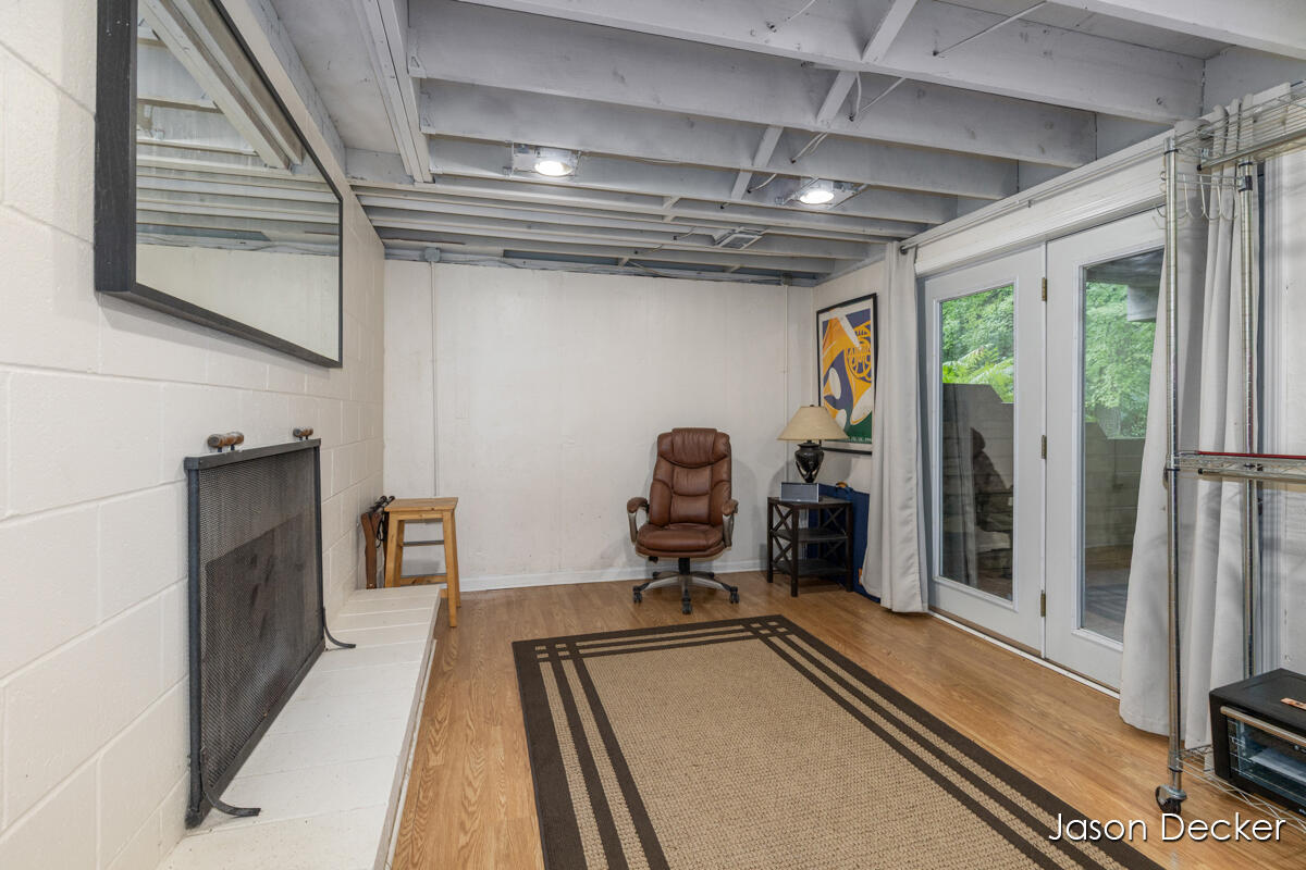 6181 10 Mile Road Ne Property Photo 24