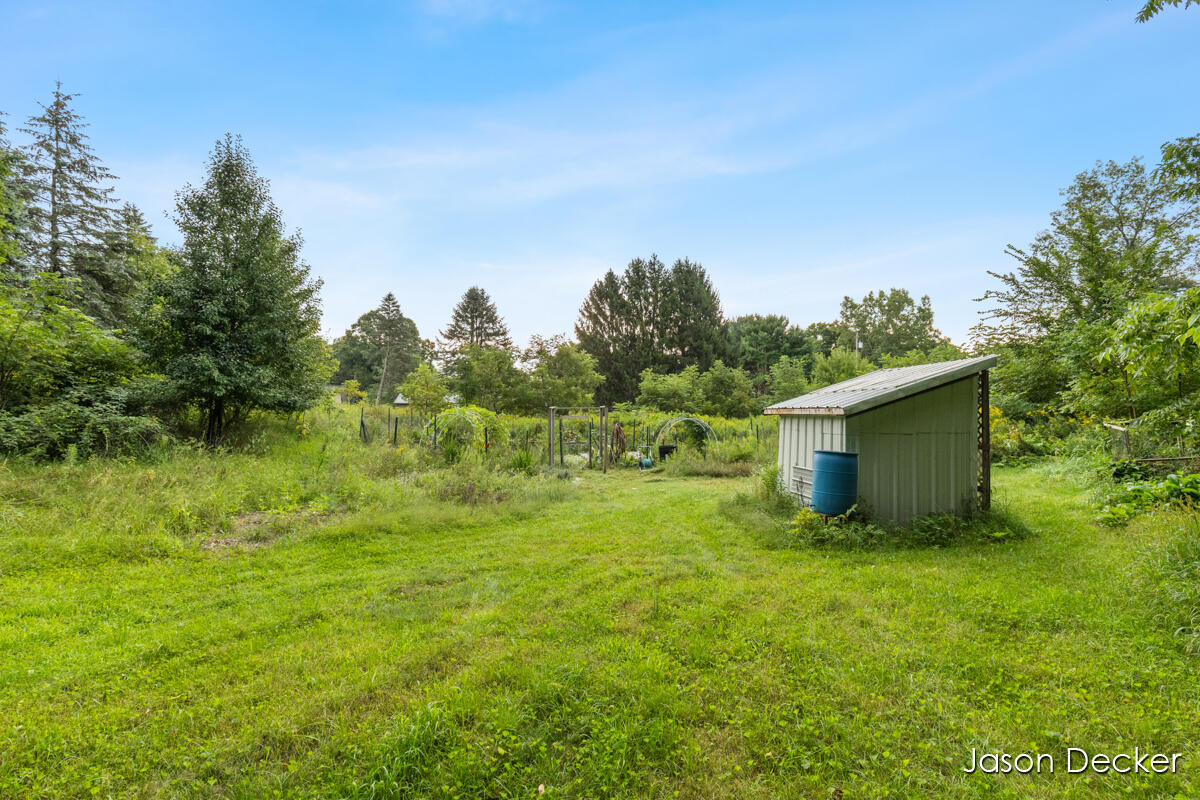 6181 10 Mile Road Ne Property Photo 35