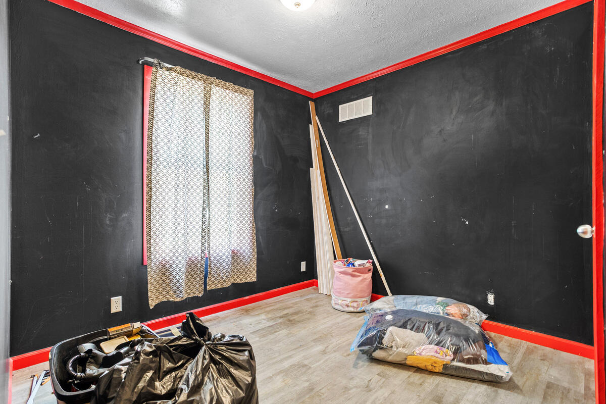6749 Helman Boulevard Property Photo 10