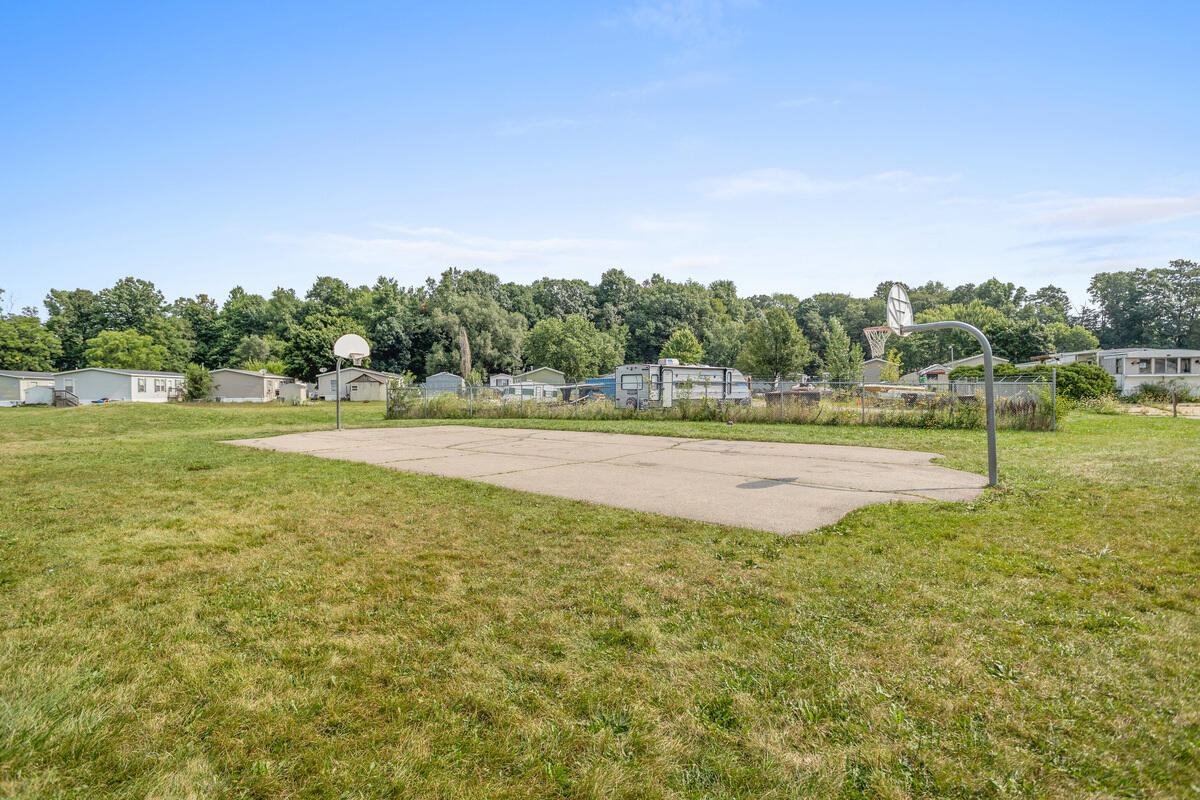6749 Helman Boulevard Property Photo 15