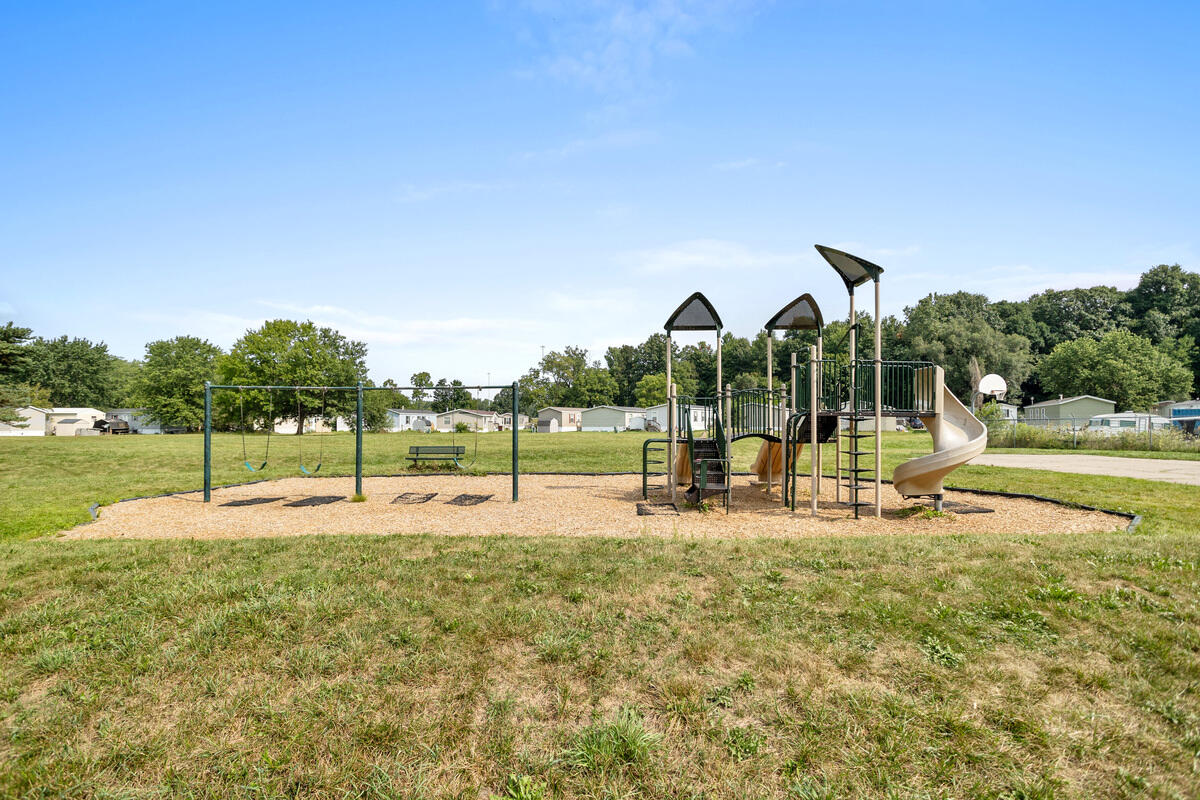 6749 Helman Boulevard Property Photo 16