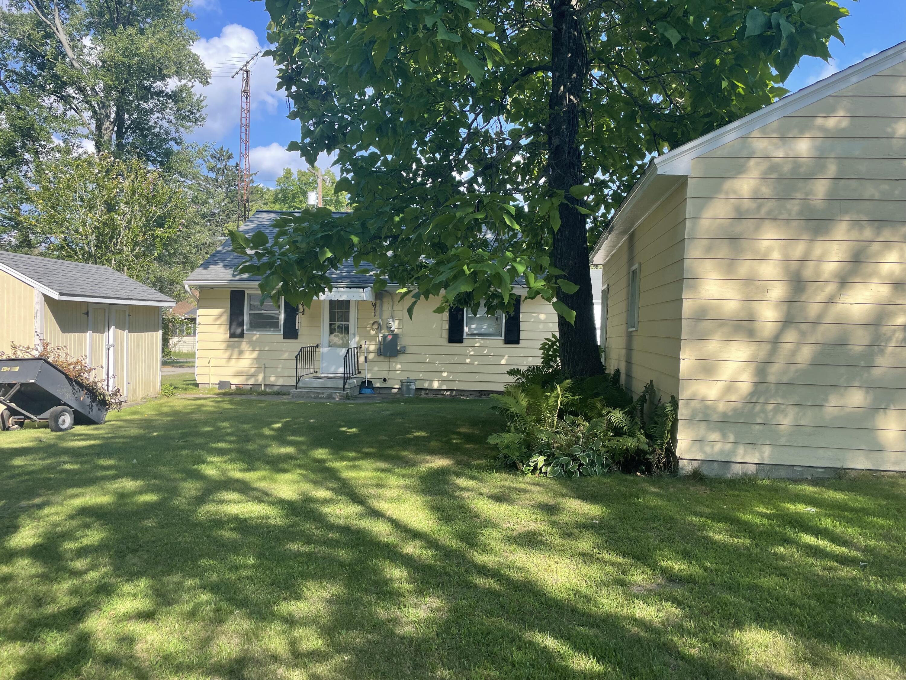 4675 3rd Street Property Photo 2