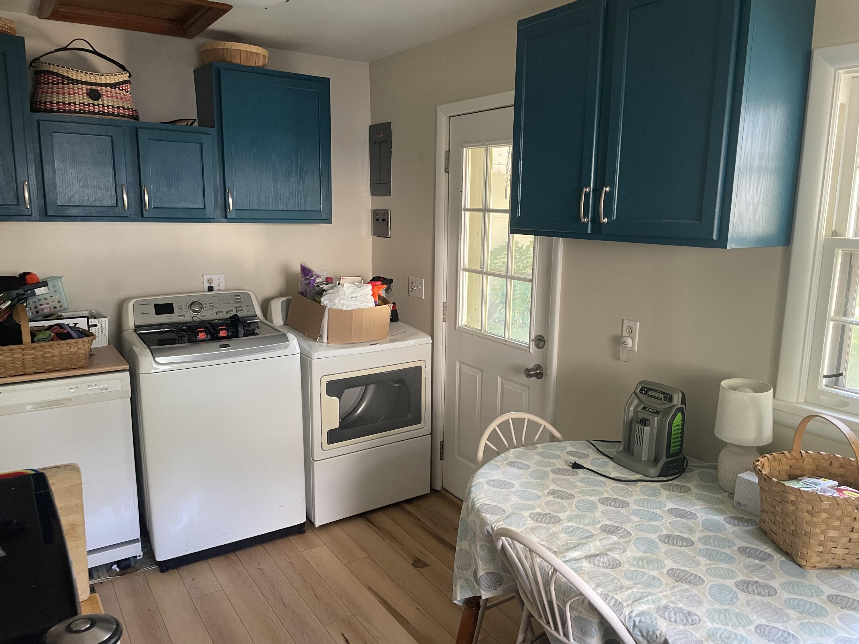 4675 3rd Street Property Photo 4