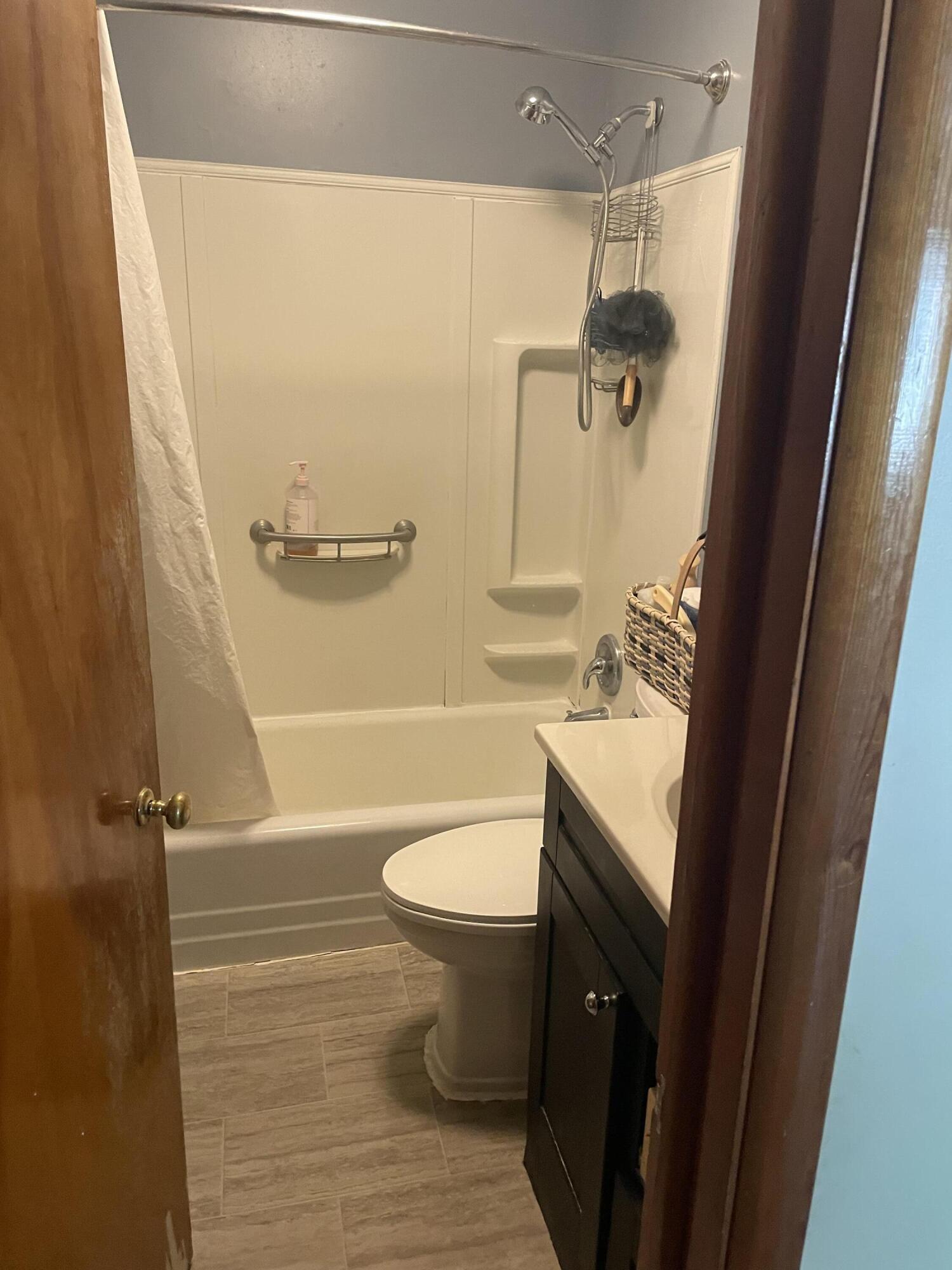 4675 3rd Street Property Photo 8