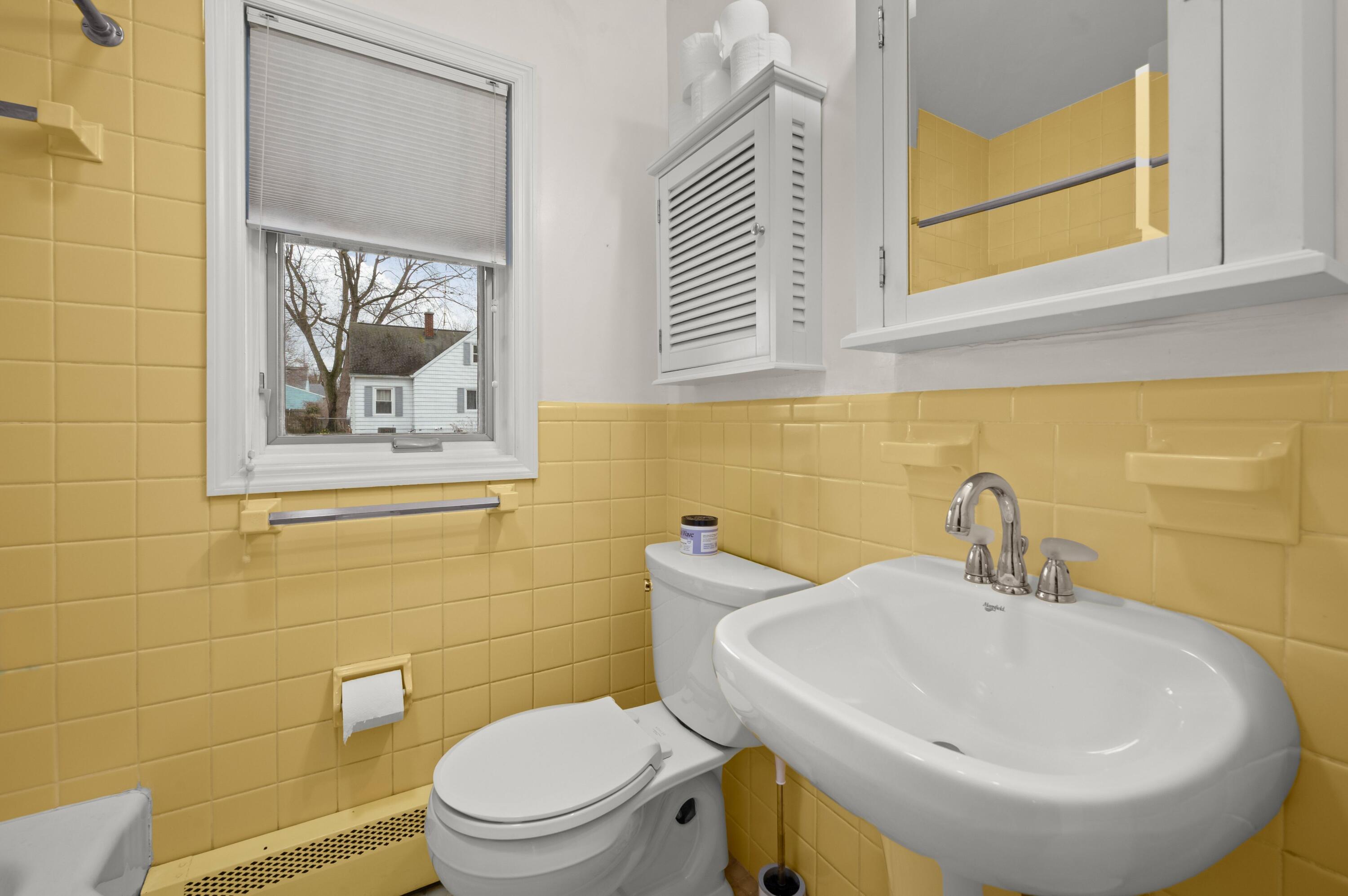 703 Comings Avenue Property Photo 17