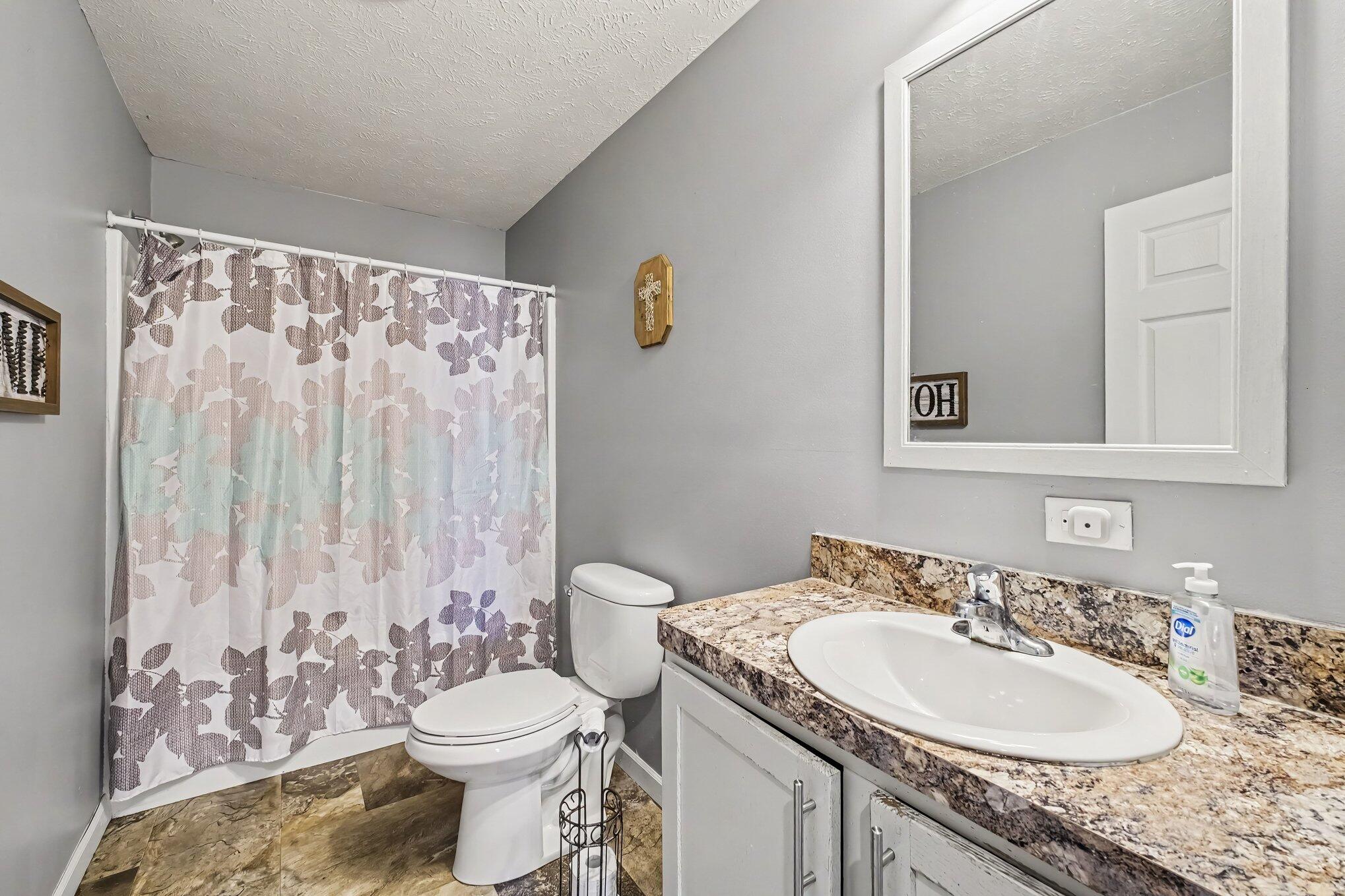 4144 Doxee Drive Property Photo 10