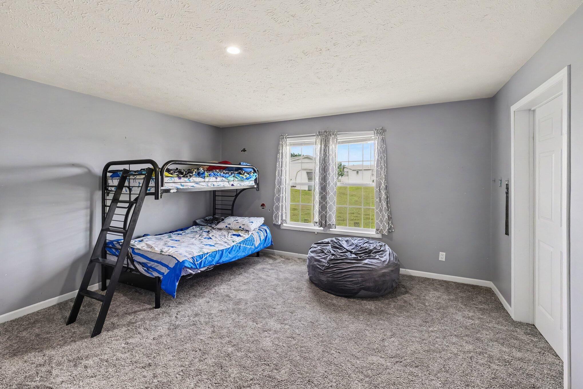 4144 Doxee Drive Property Photo 13