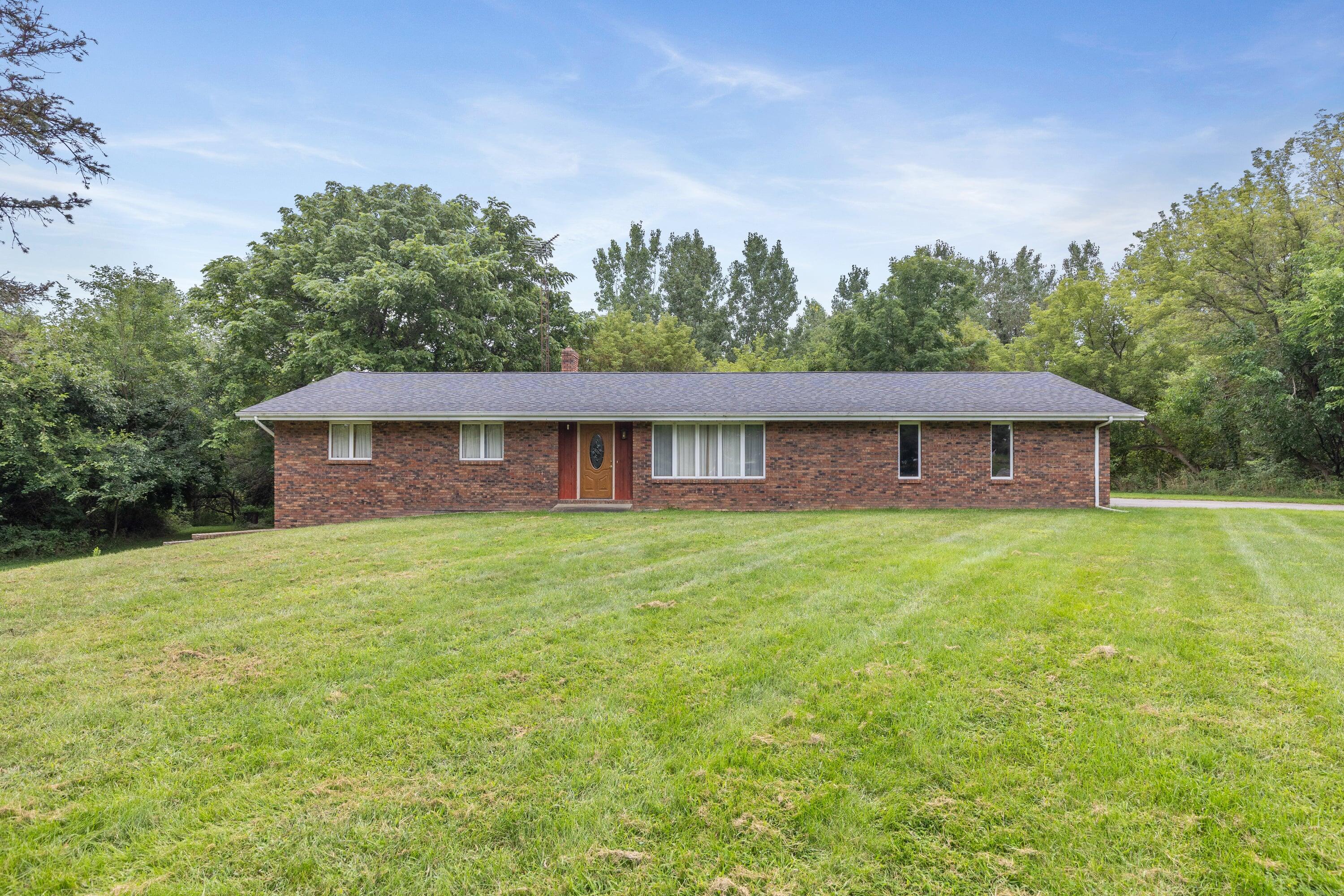 5978 Watson Road Property Photo 1