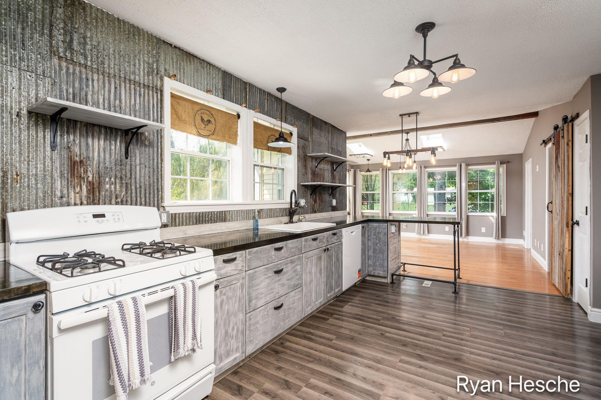 3681 Sayles Road Property Photo 9