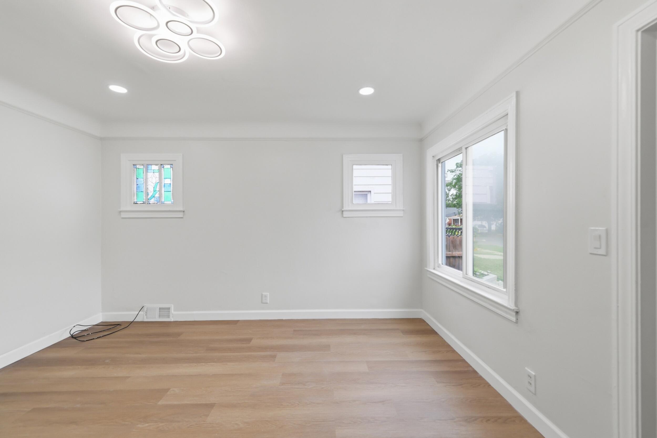 6803 Grandville Avenue Property Photo 15