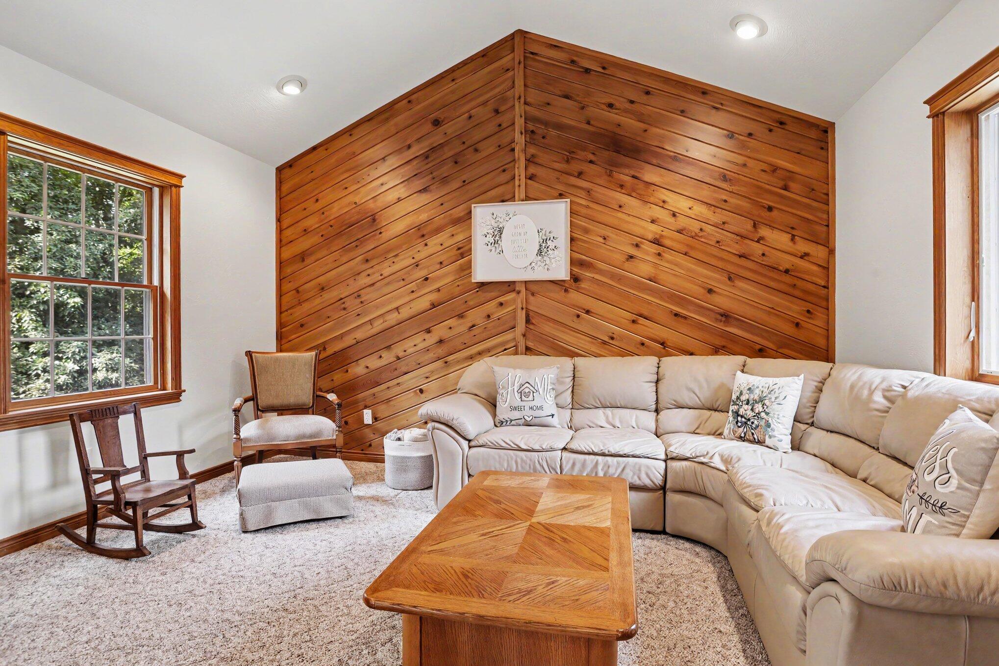 58411 E Clear Lake Road Property Photo 11