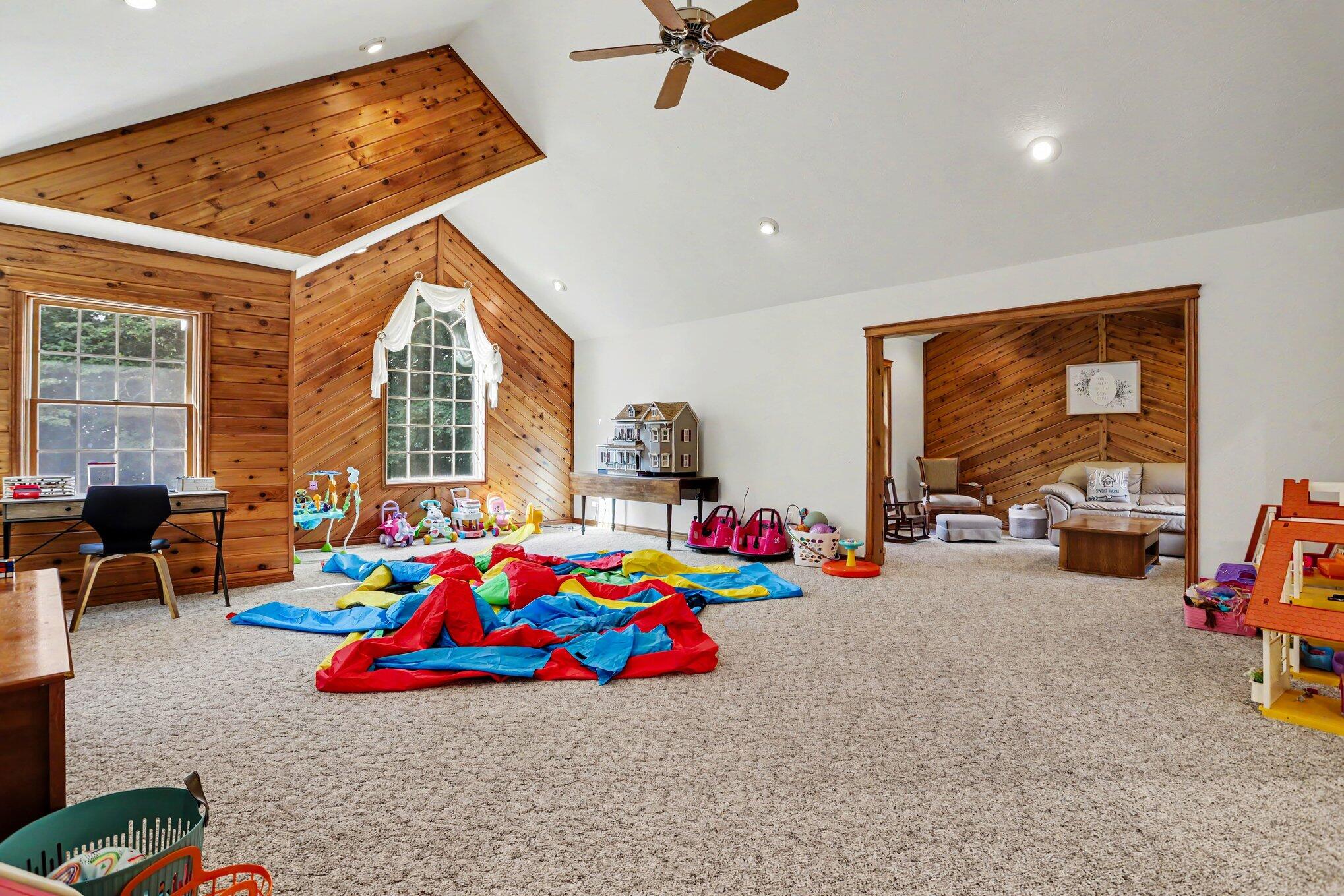 58411 E Clear Lake Road Property Photo 12