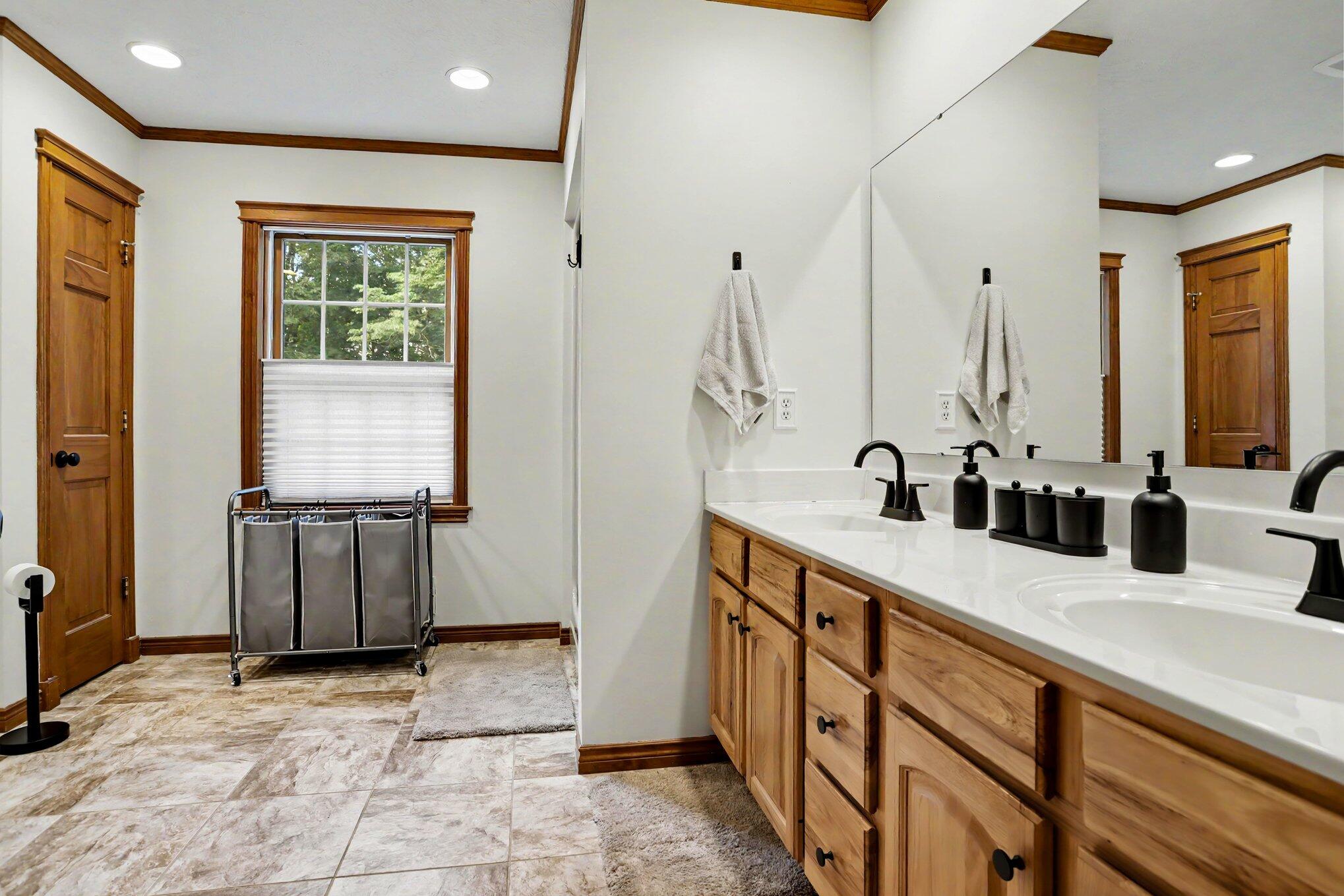 58411 E Clear Lake Road Property Photo 19