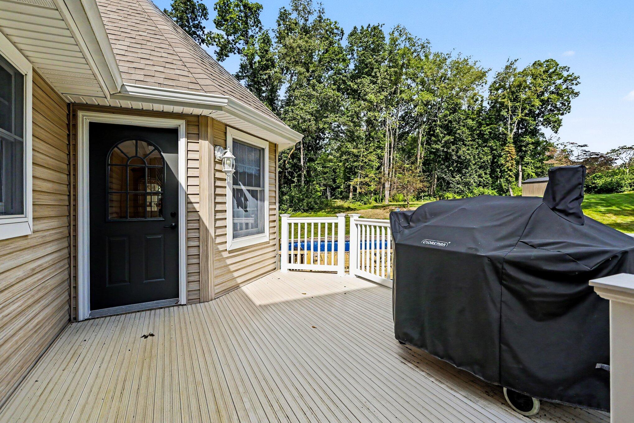 58411 E Clear Lake Road Property Photo 32