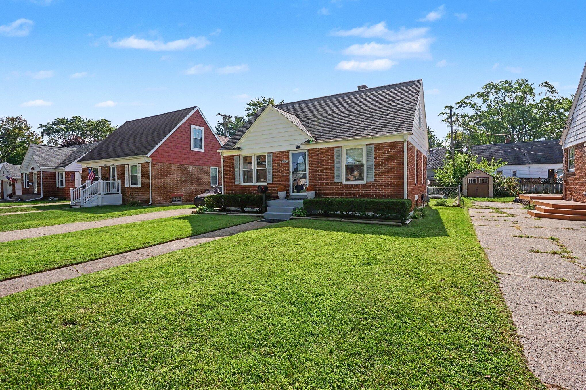 3002 Dawes Road Property Photo 1