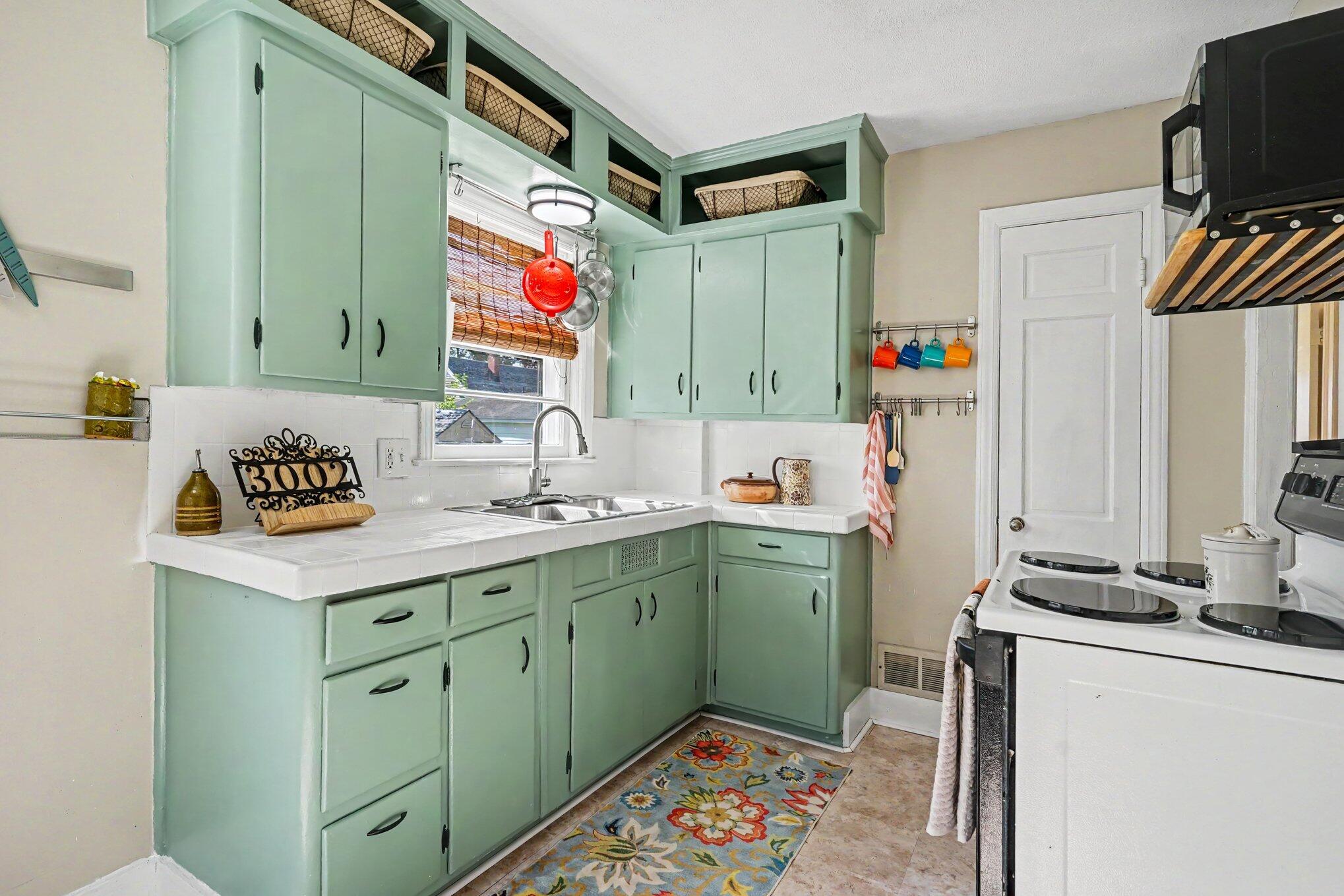 3002 Dawes Road Property Photo 10