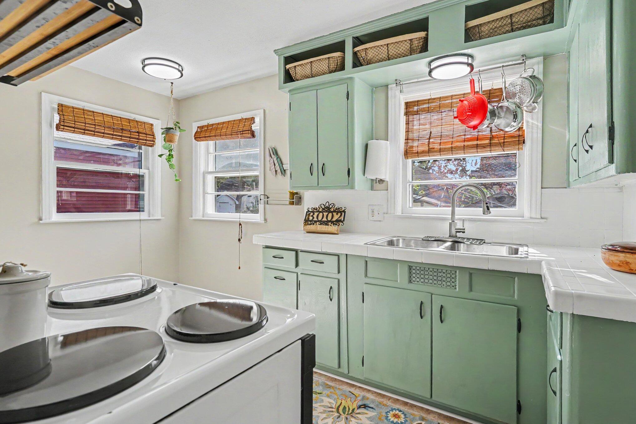 3002 Dawes Road Property Photo 11