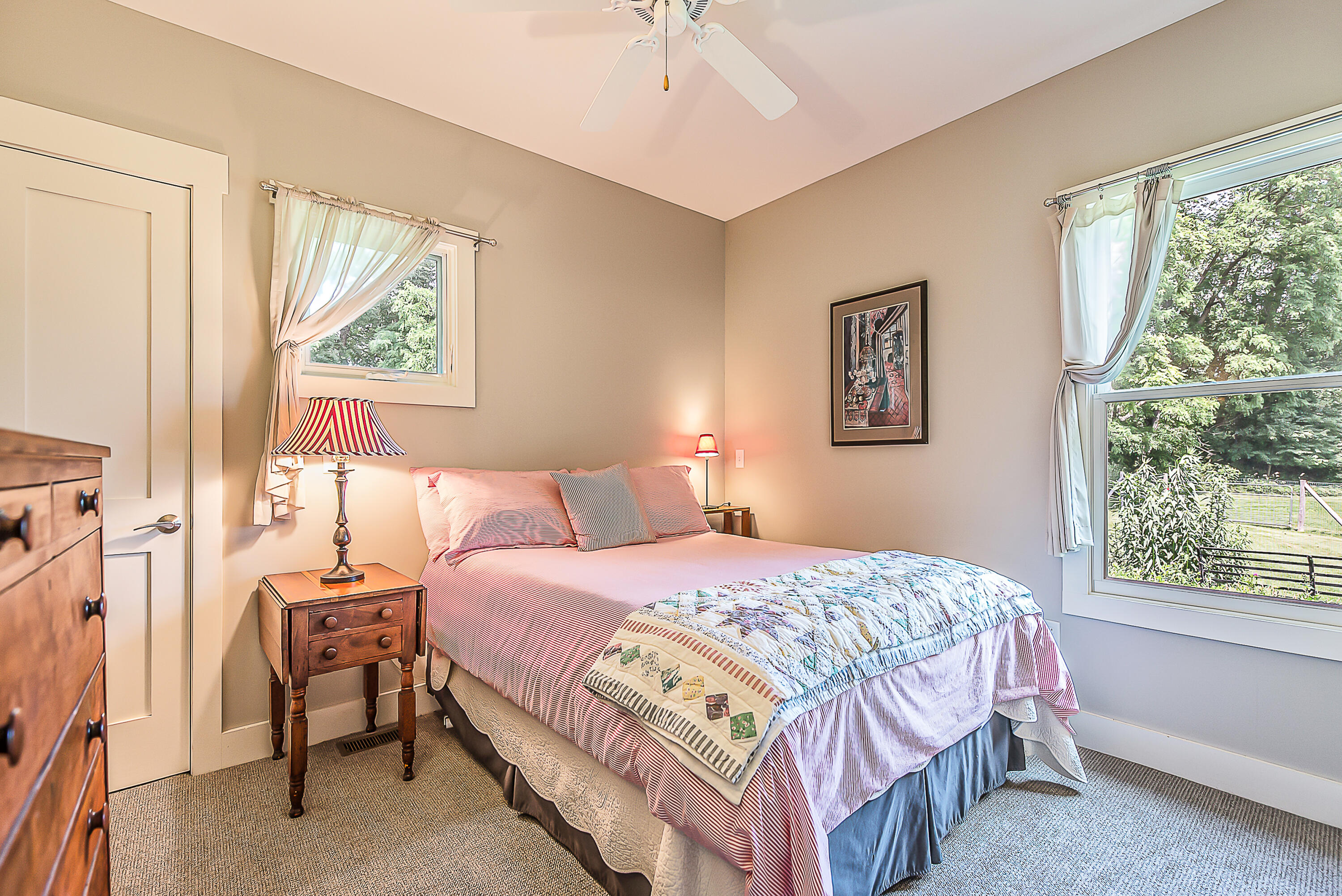 5903 Gregory Road Property Photo 16