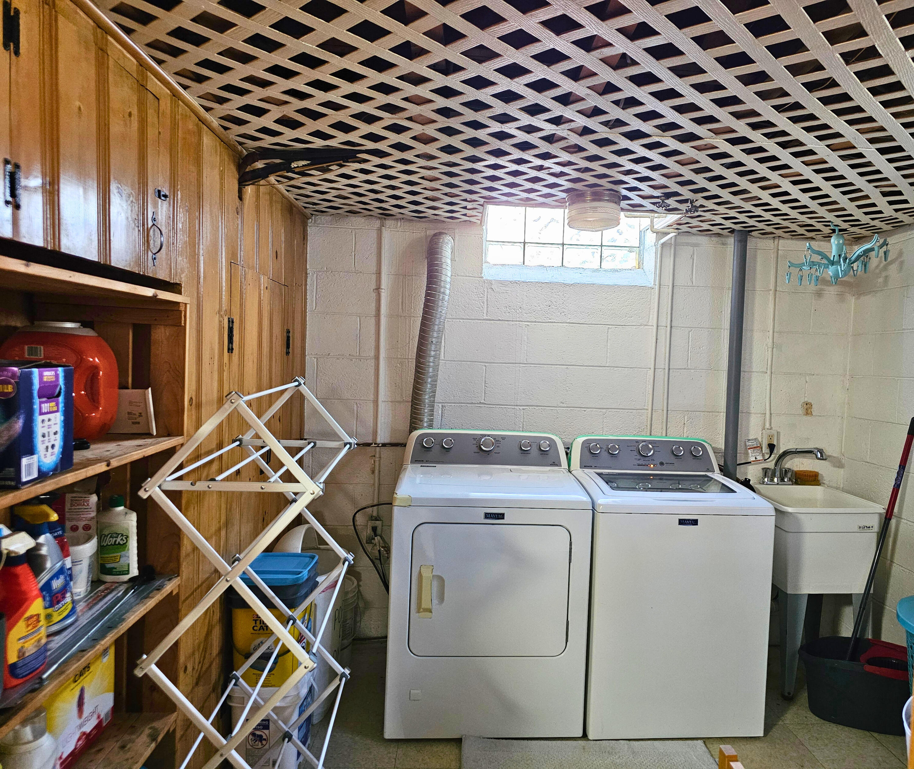 22425 Louise Street Property Photo 22