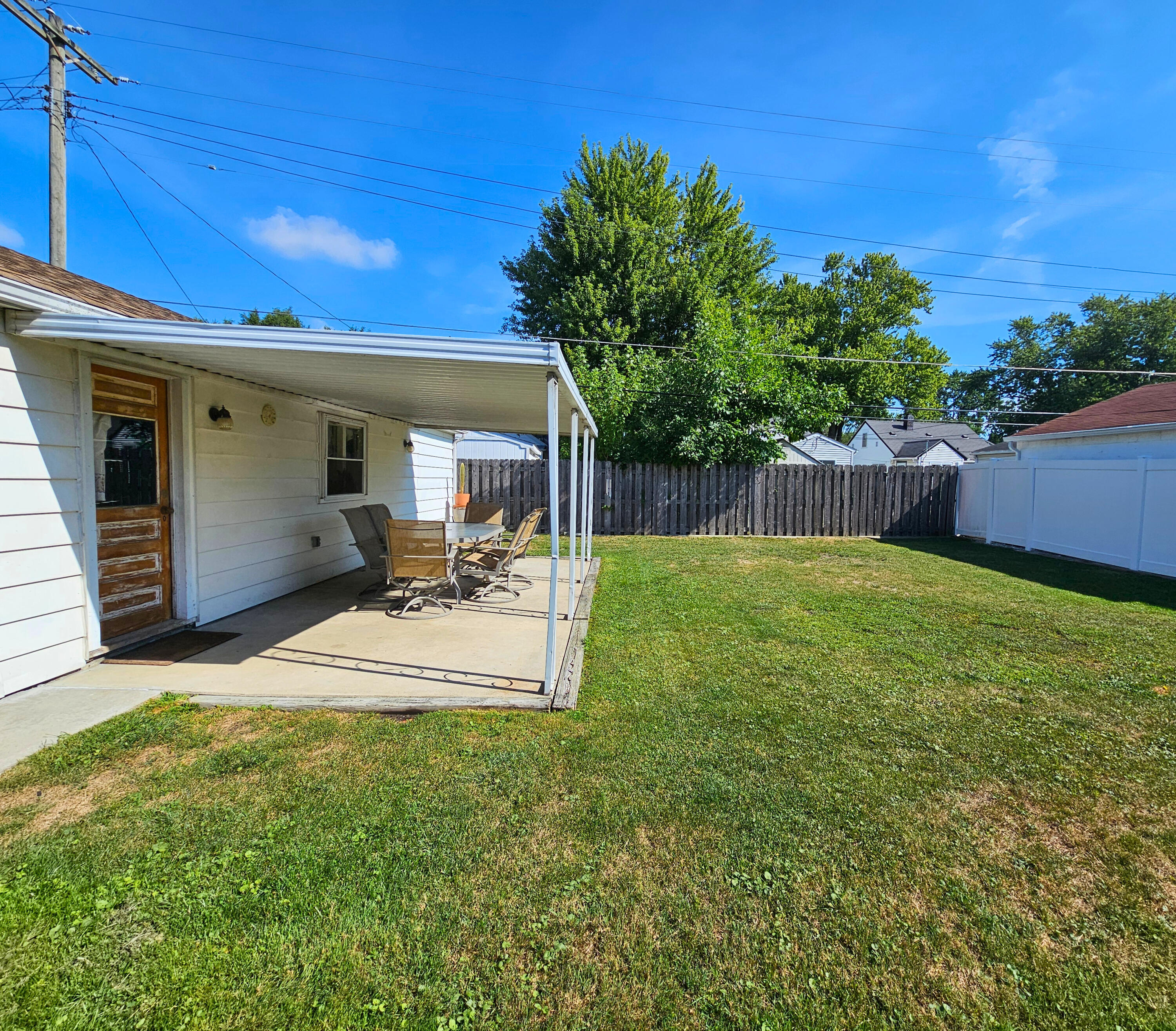 22425 Louise Street Property Photo 25