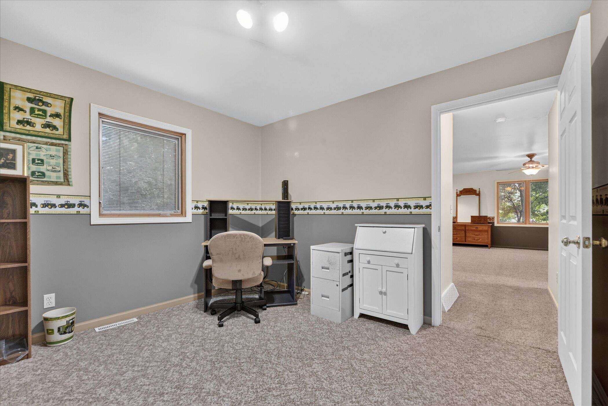 17334 10 Mile Road Property Photo 28