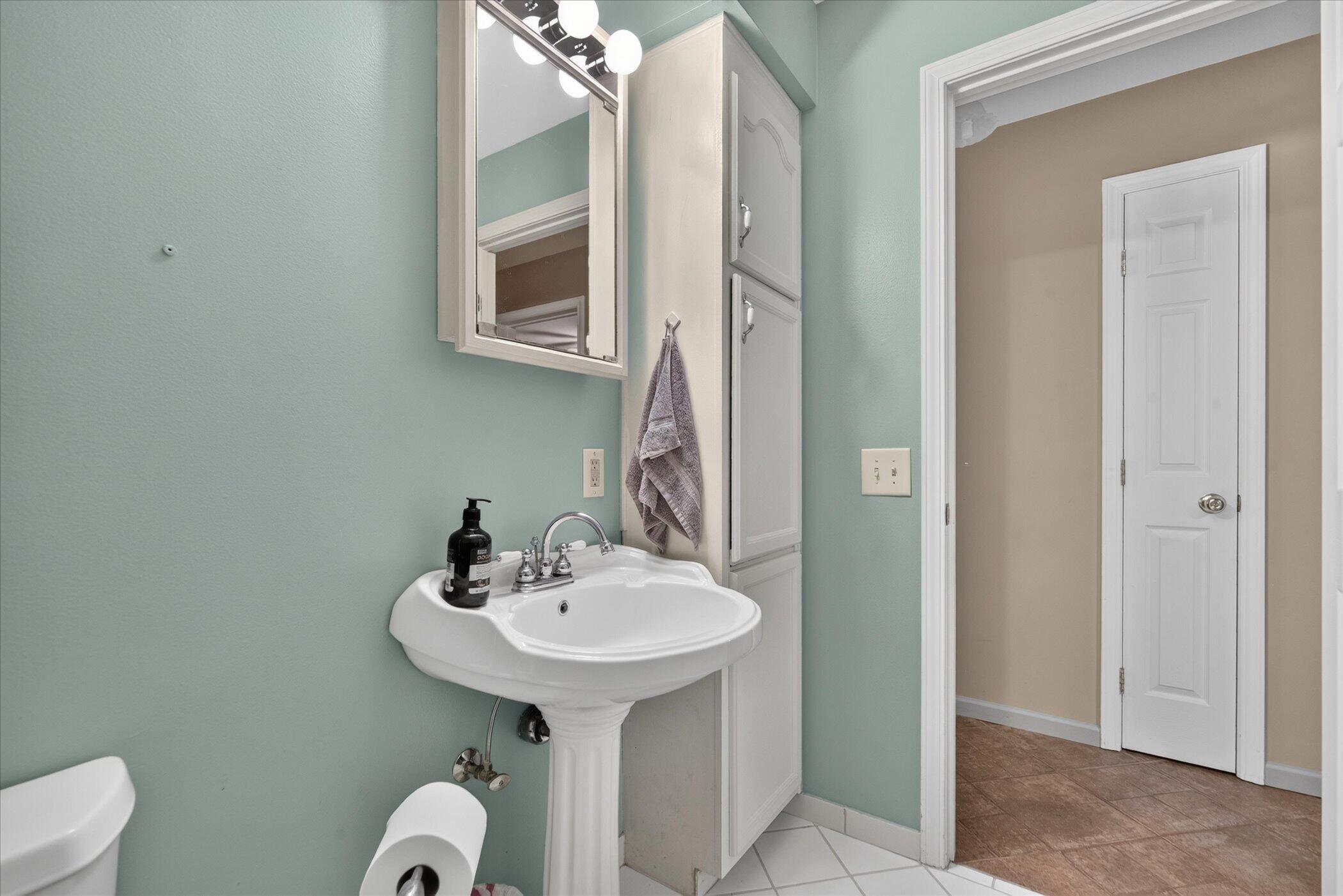17334 10 Mile Road Property Photo 33
