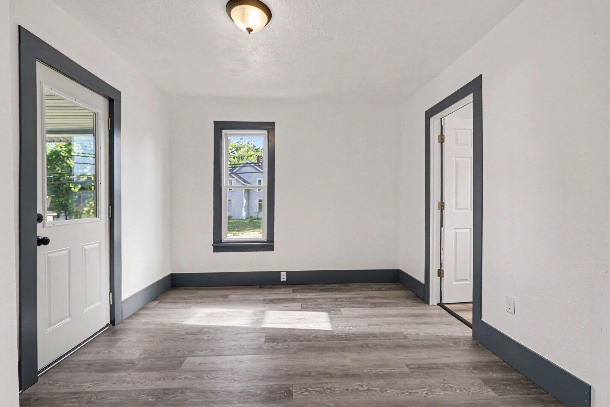 127 South Street Property Photo 5