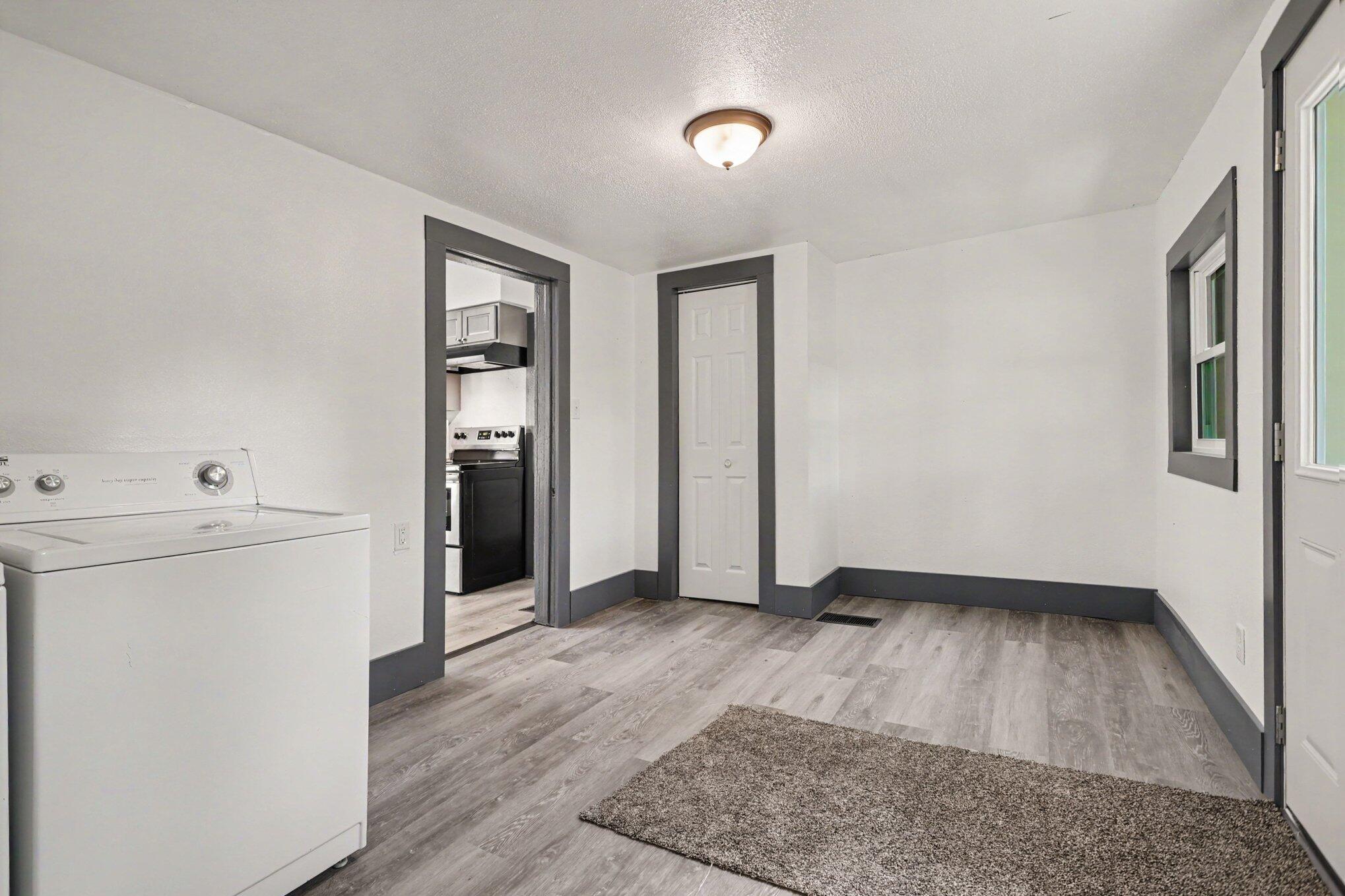 127 South Street Property Photo 6