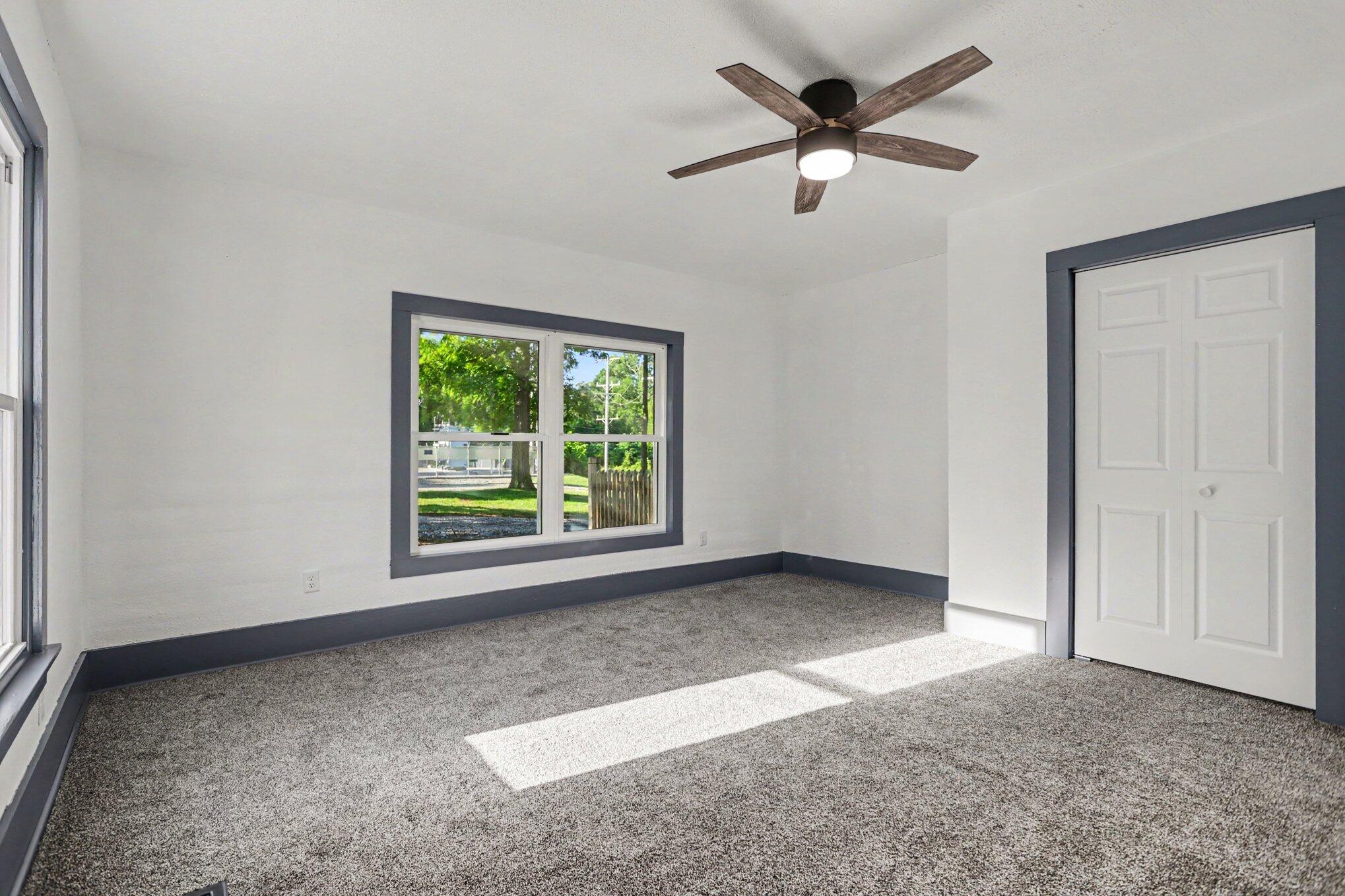 127 South Street Property Photo 12
