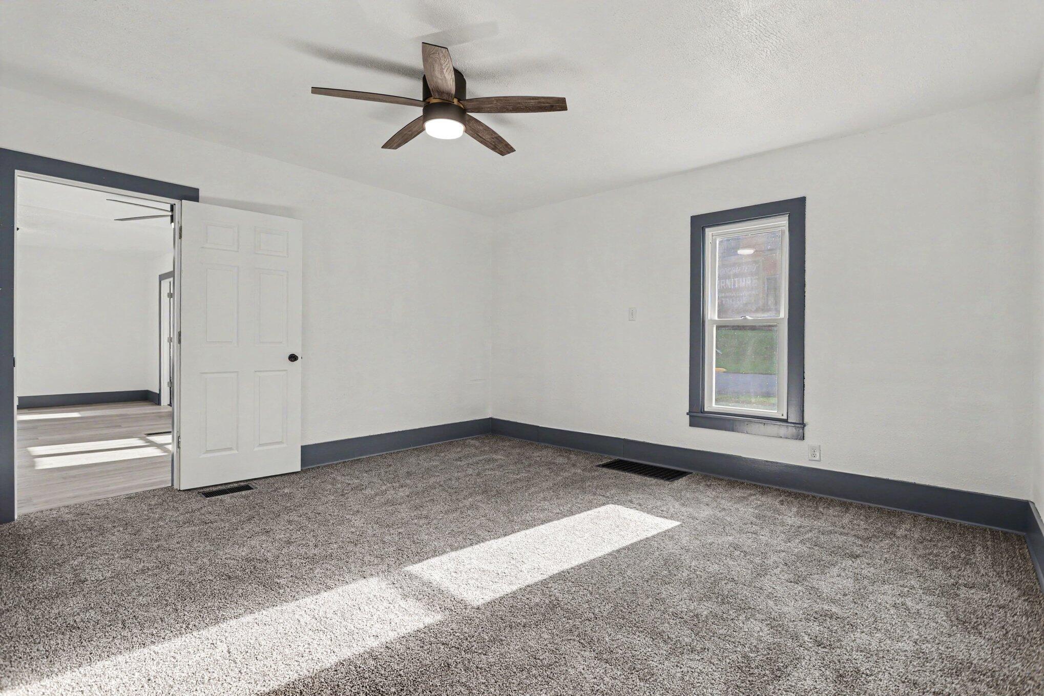 127 South Street Property Photo 13