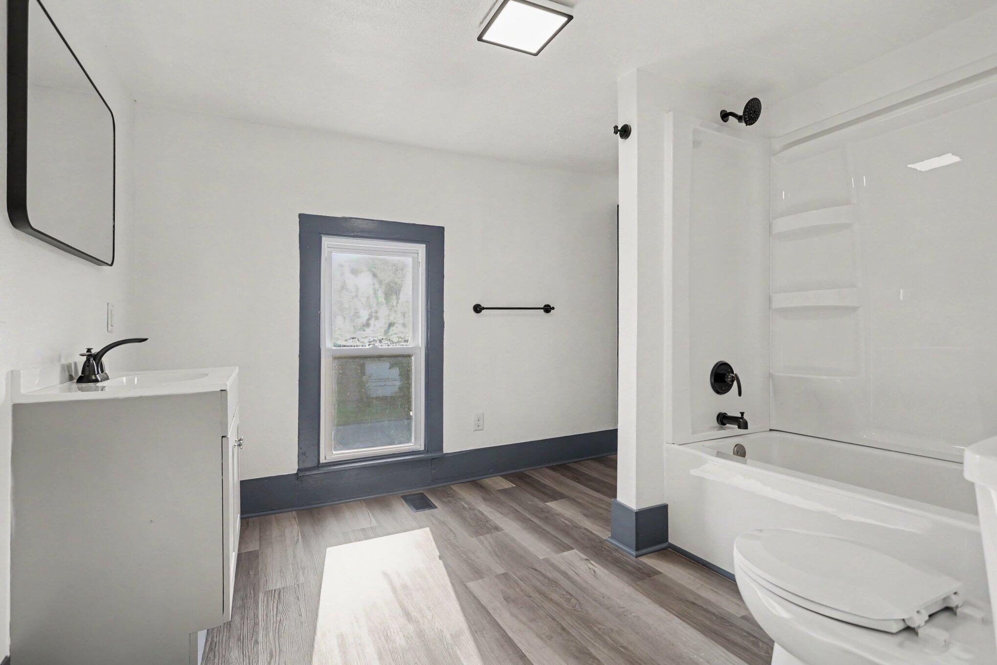 127 South Street Property Photo 14